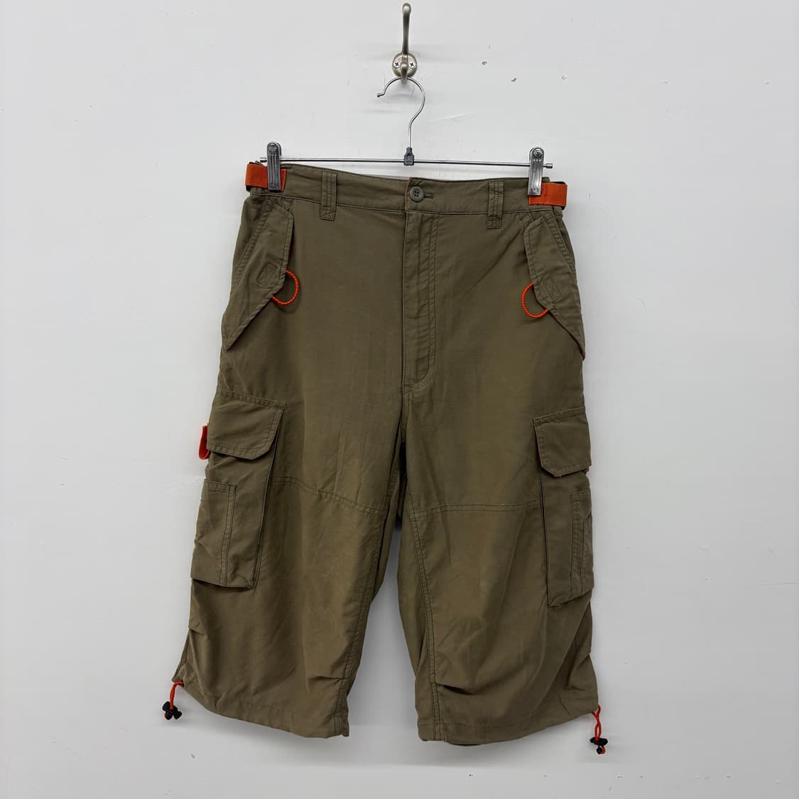 오시코시 카키색 카고 버뮤다 반바지 28in(조절가능) 상품이미지1