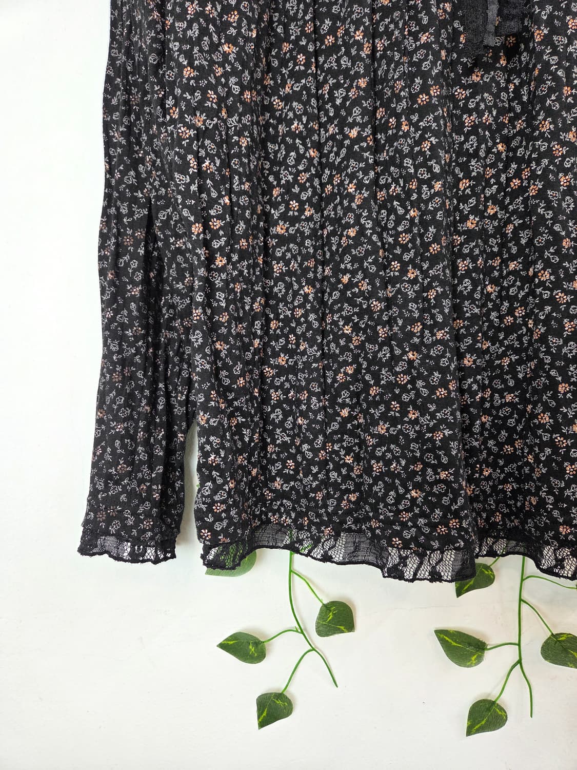 레이스 잔꽃 목폴라 슬리브 상품이미지3