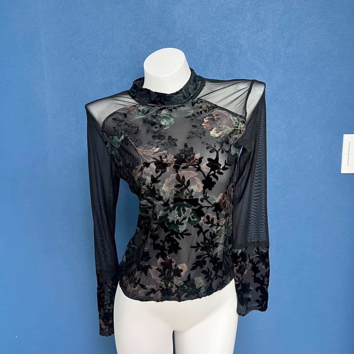 팁씨) repeating flower top 상품이미지1