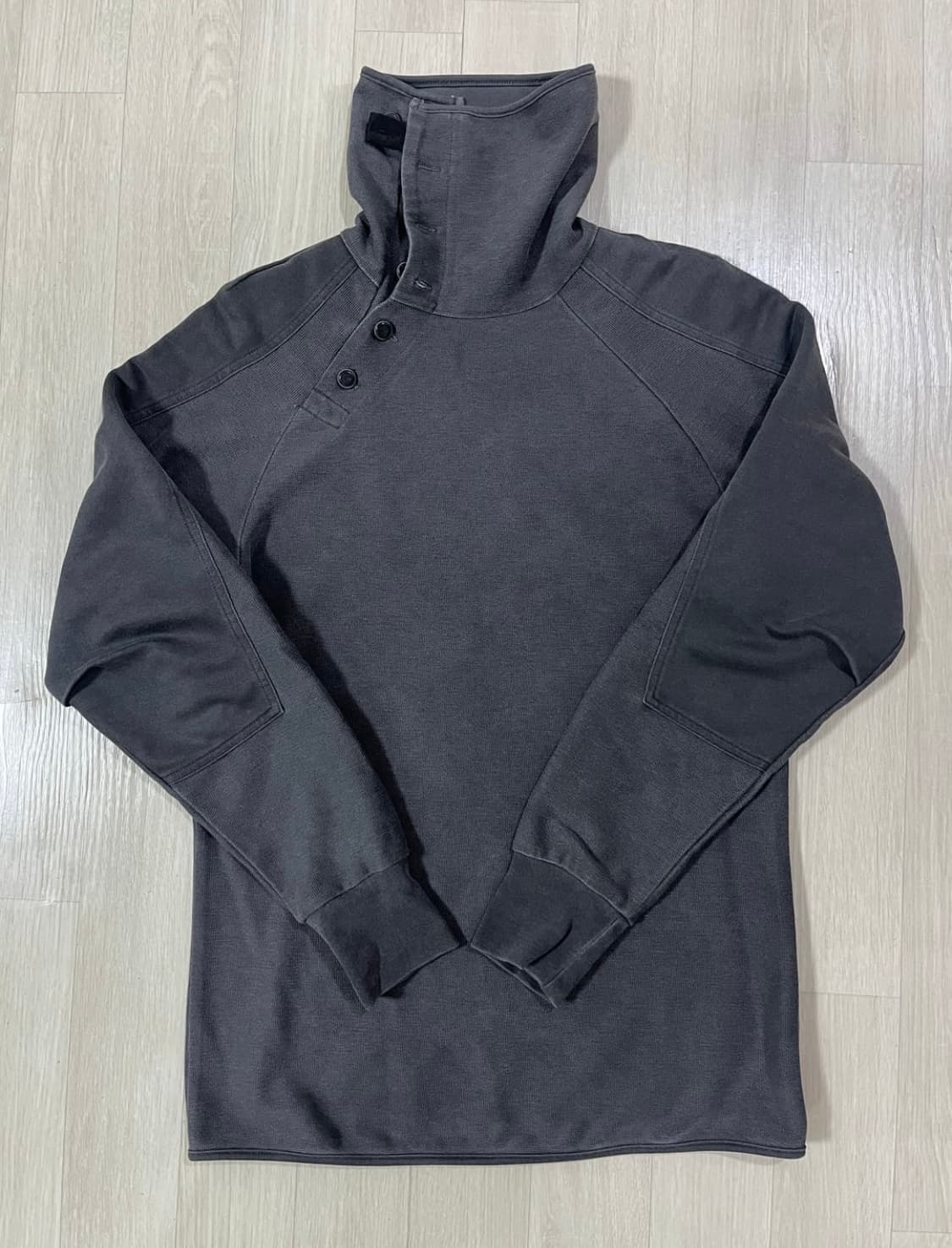 폼리쉬 Button High Neck Sleeve size 2 상품이미지5