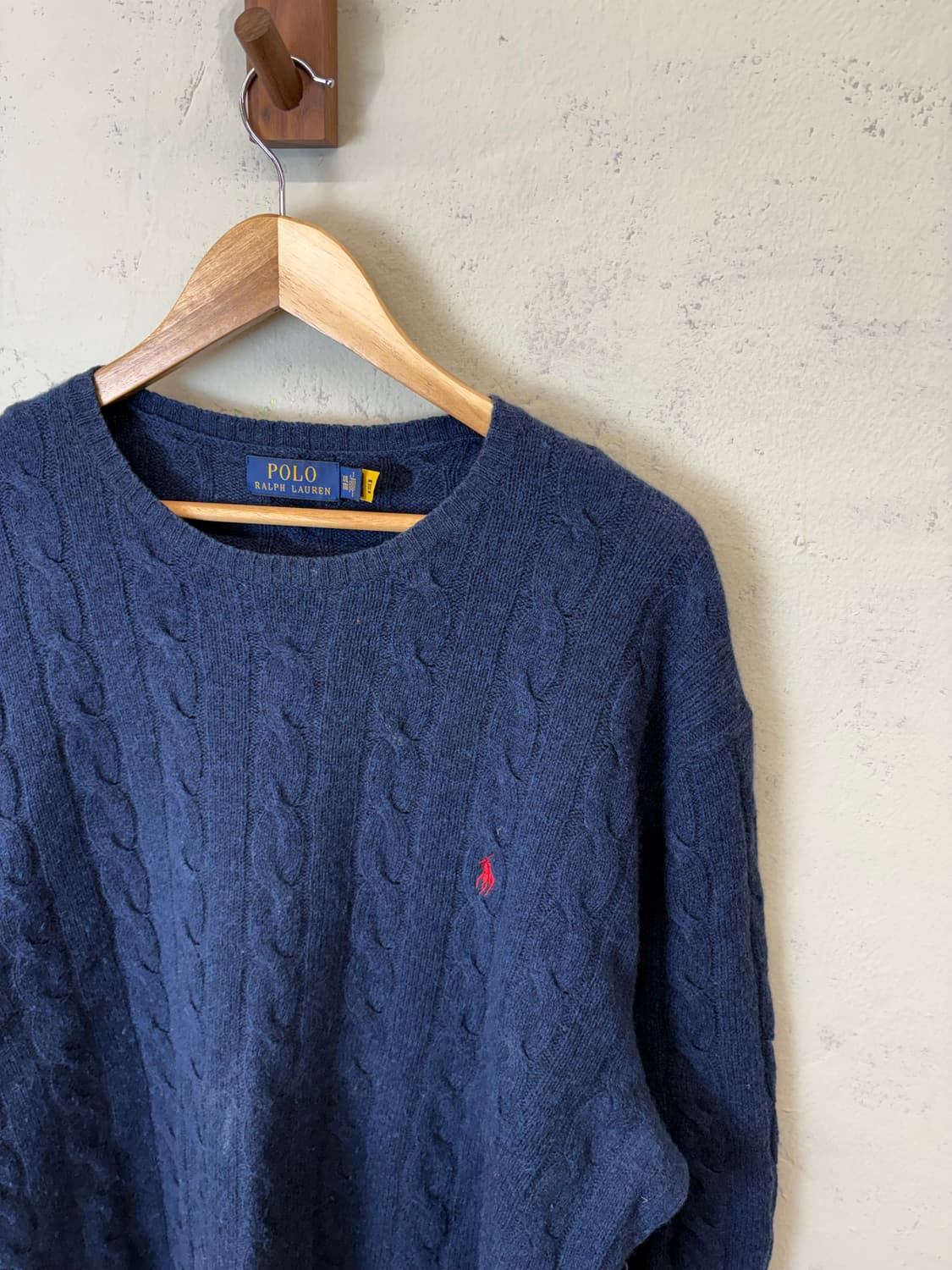 폴로랄프로렌 큐알라벨 케이블 울 니트 네이비 상품이미지4