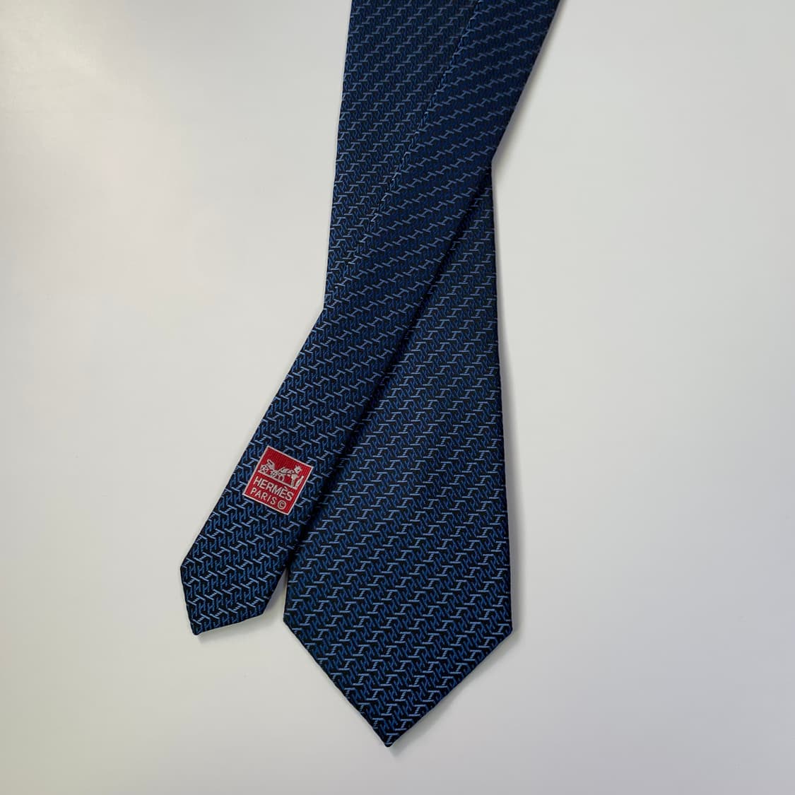 에르메스(HERMES) 모노그램 프랑스 100실크 명품넥타이 A+등급 상품이미지4