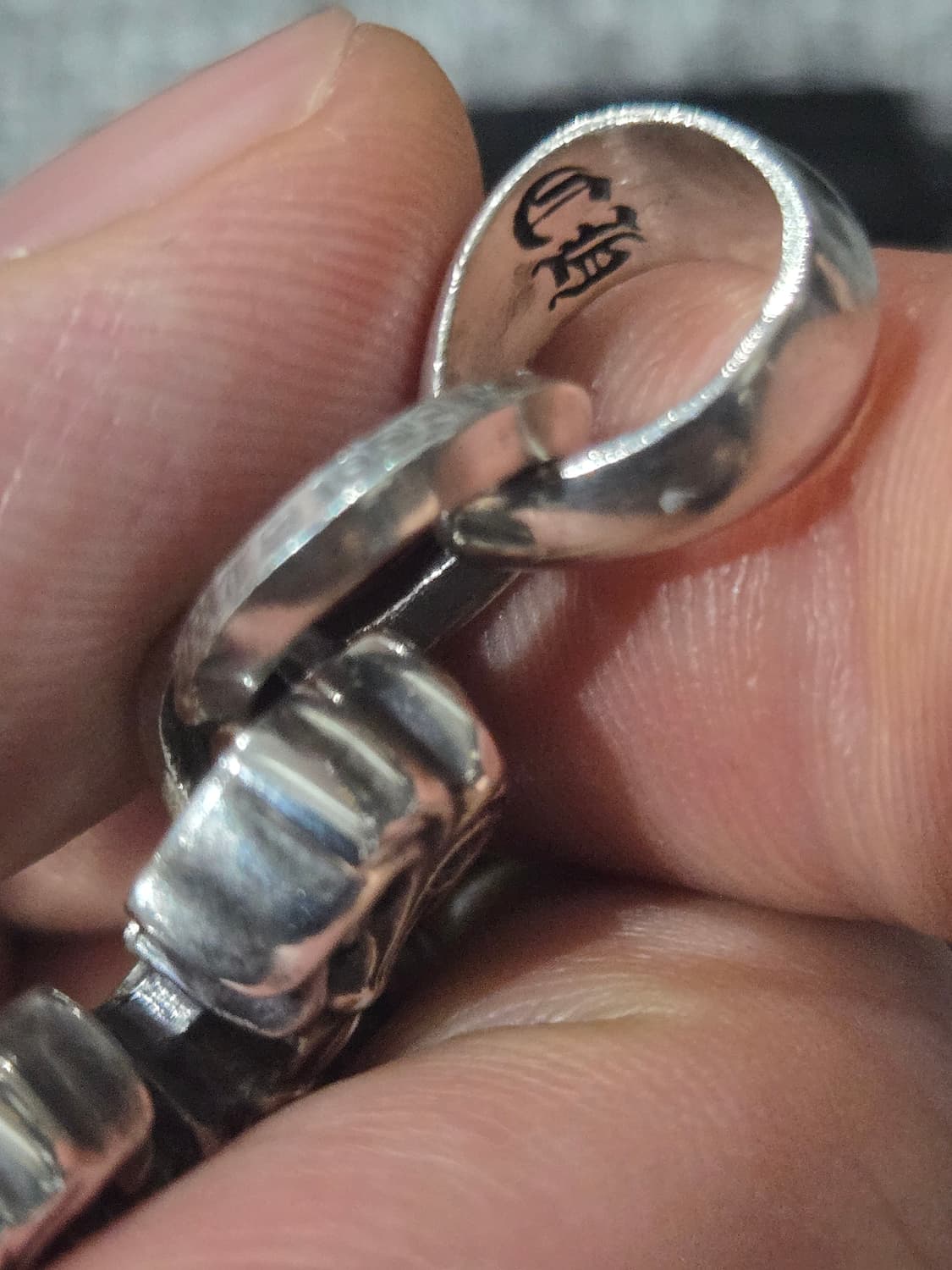 크롬하츠 필리그리 xs위드베일 펜더트 상품이미지7