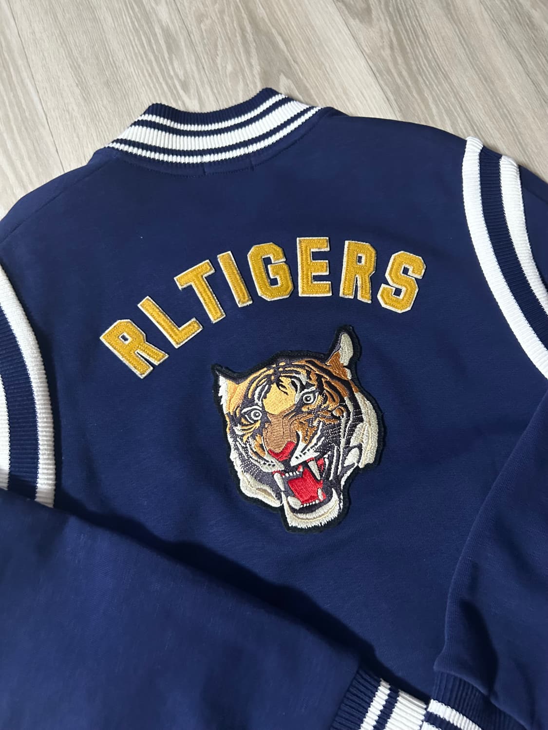 폴로 타이거 바시티 네이비 M 상품이미지2