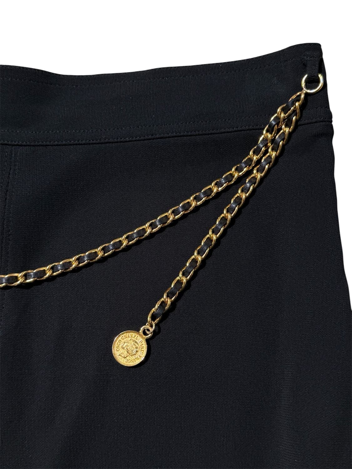 샤넬 97SS 블랙 골드 체인 스커트  상품이미지4