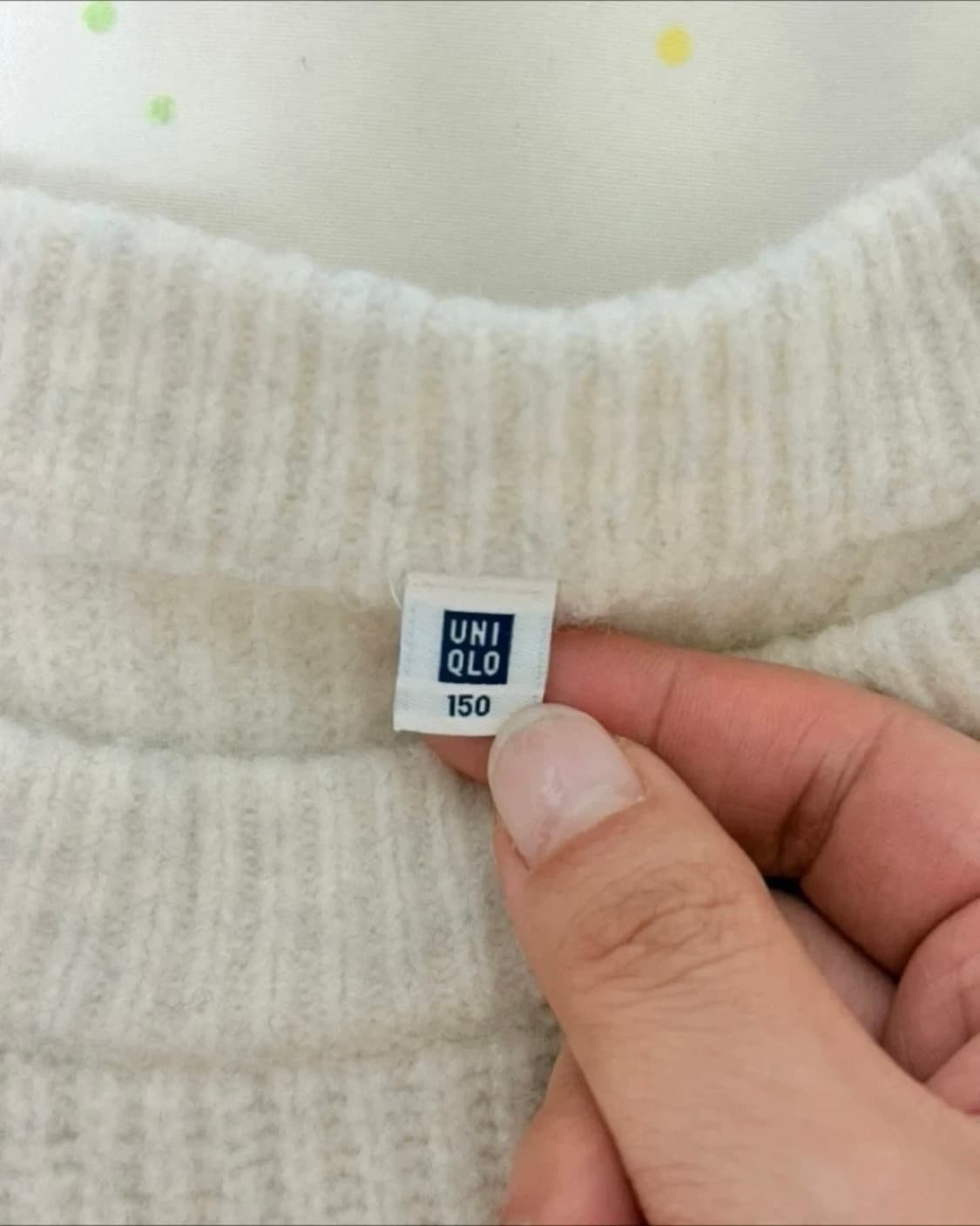유니클로 아이보리 니트 150 상품이미지3