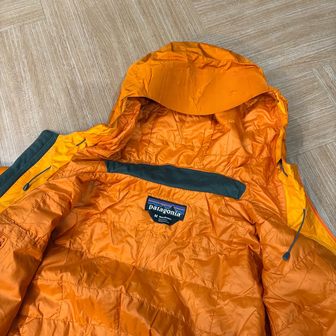 파타고니아 오렌지 그라데이션 나노 스톰 자켓 상품이미지9