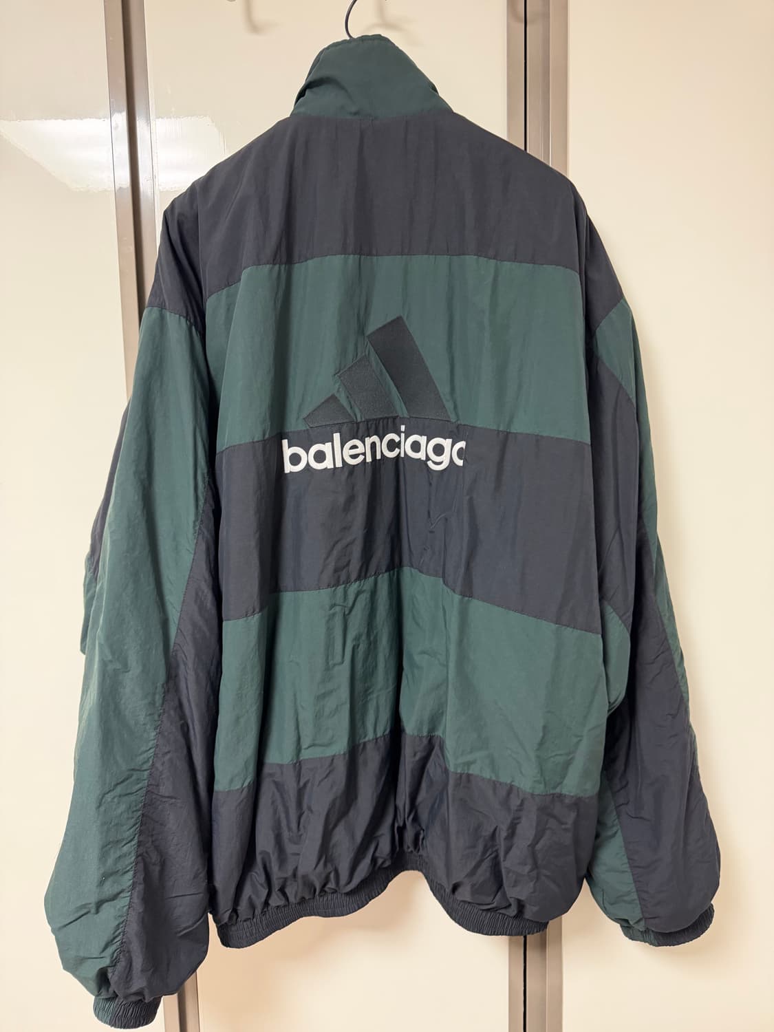 발렌시아가아디다스 리버시블 패딩자켓 상품이미지1