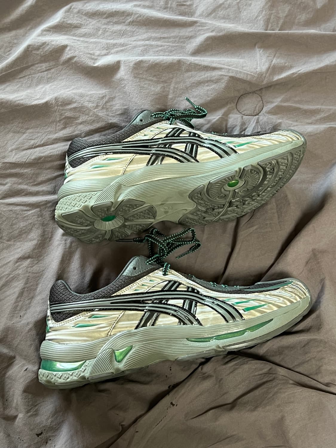 (W275) 아식스 키코 코스타디노브 젤 플라메 그레이 블랙 상품이미지5