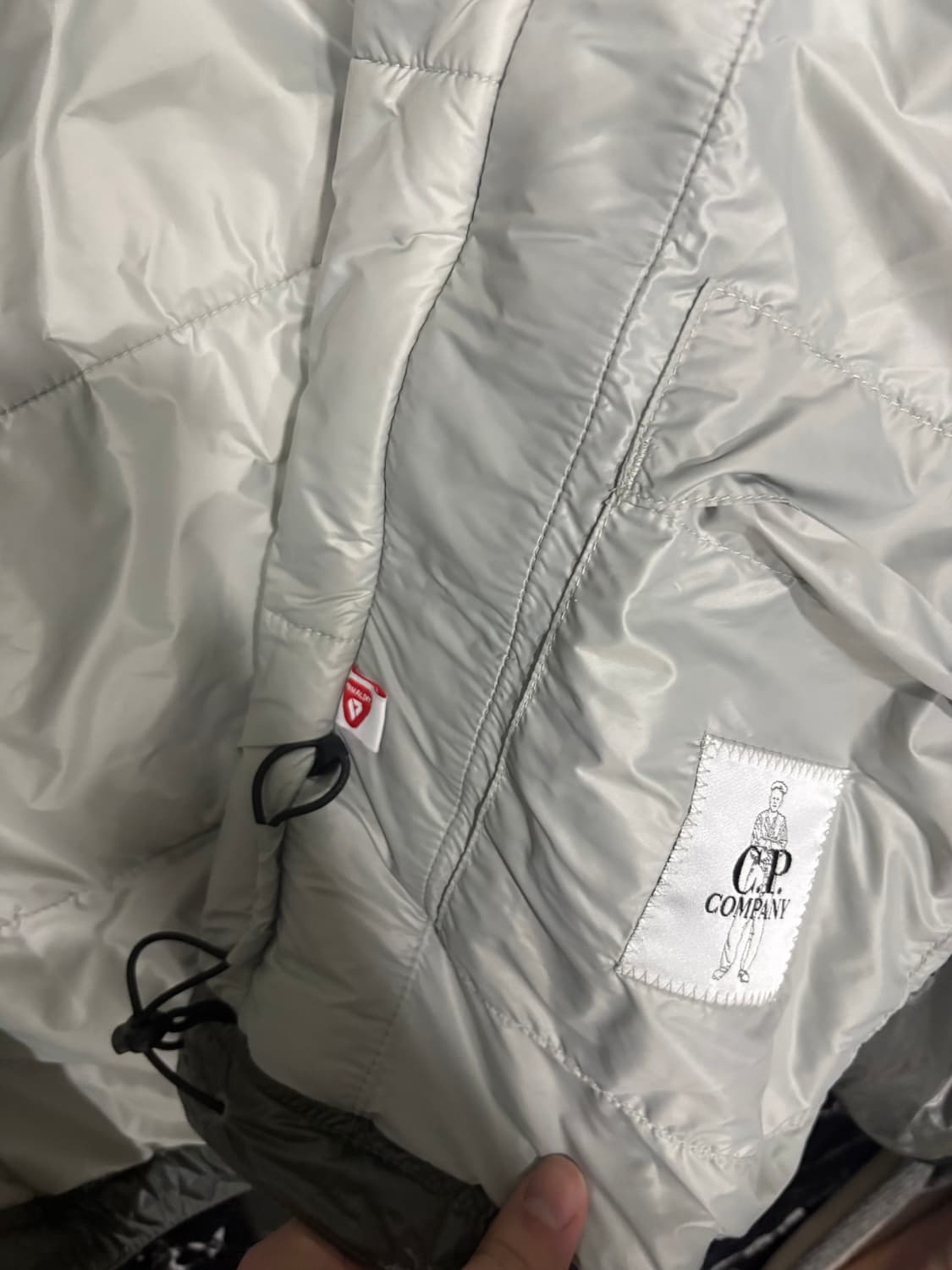 [레어M] cp컴퍼니 프리마로프트 아웃라인 경량패딩 상품이미지7