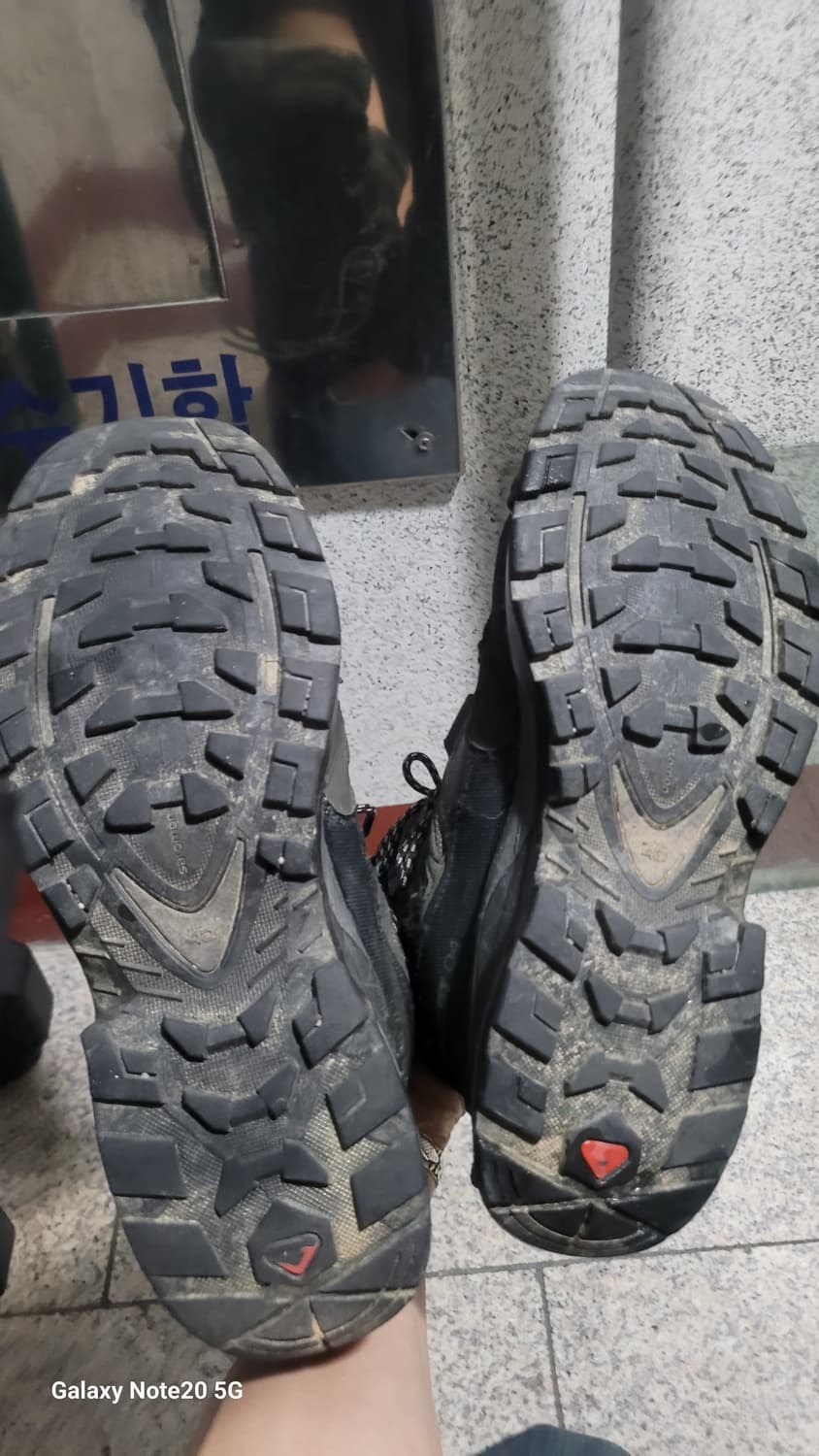 살로몬 고어텍스 등산화 상품이미지6
