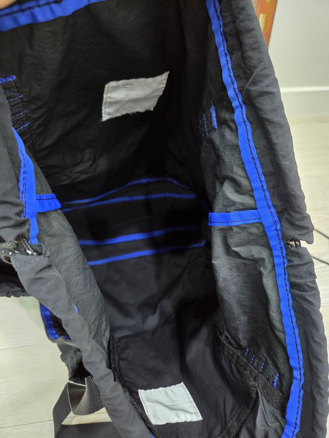 스위치 드로우스트링 백팩 상품이미지5