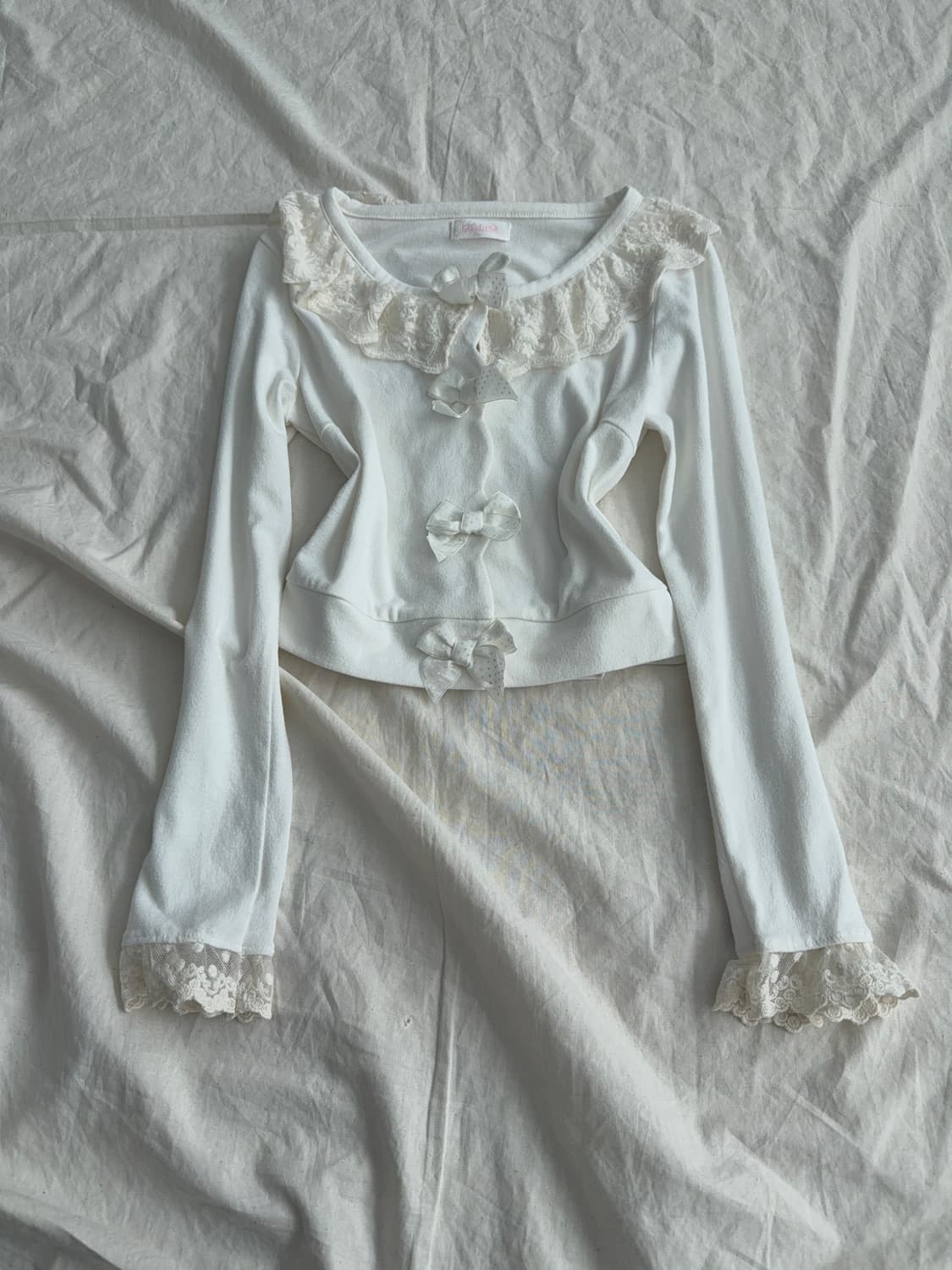 리즈리사 생크림 러블리 크롭 가디건 상품이미지1