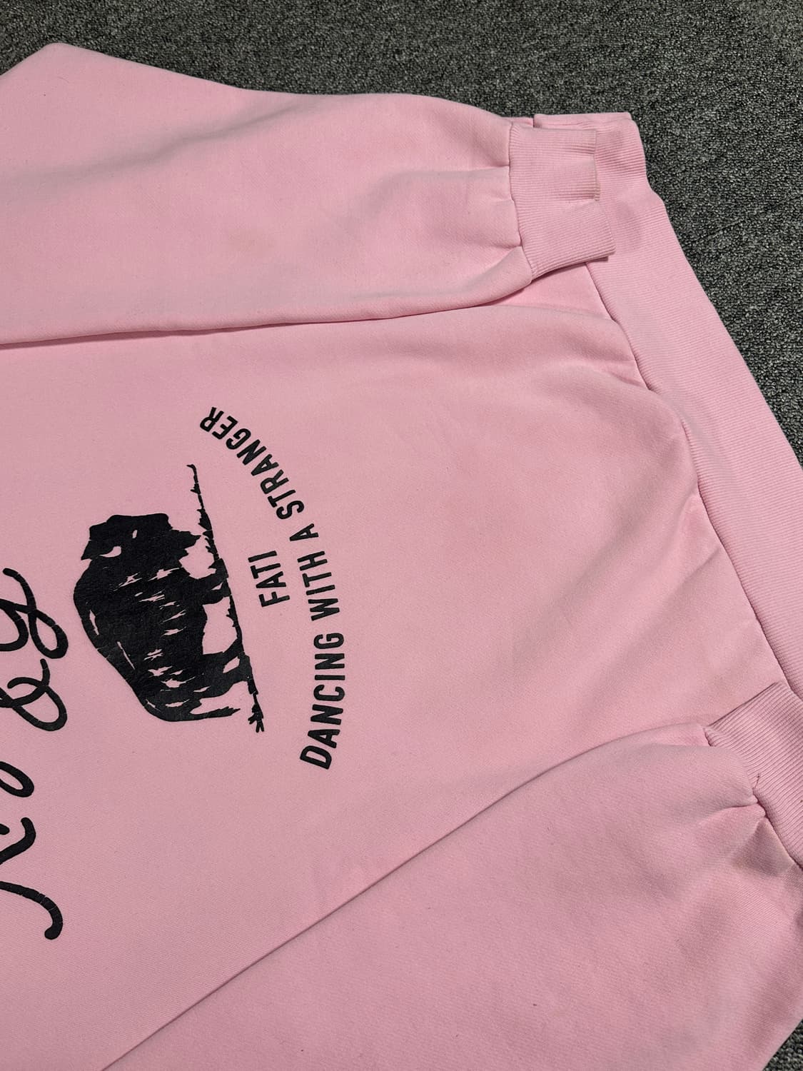 (L) 컬렉트피시스 핑크 프린팅 맨투맨 collectpieces 상품이미지9