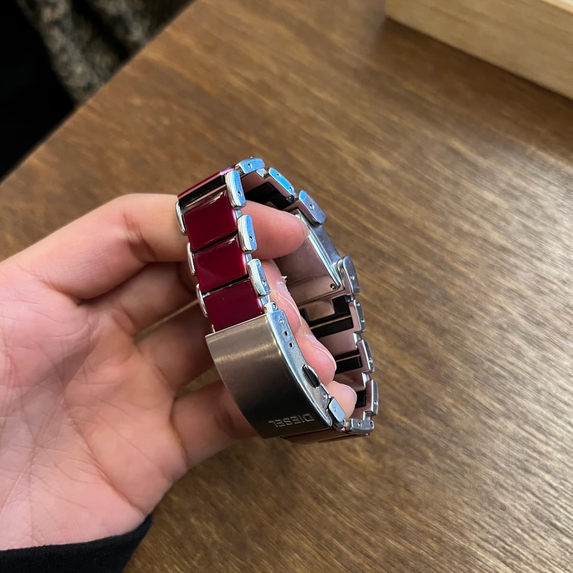 디젤 빈티지 희귀 와인컬러 메탈시계 상품이미지8