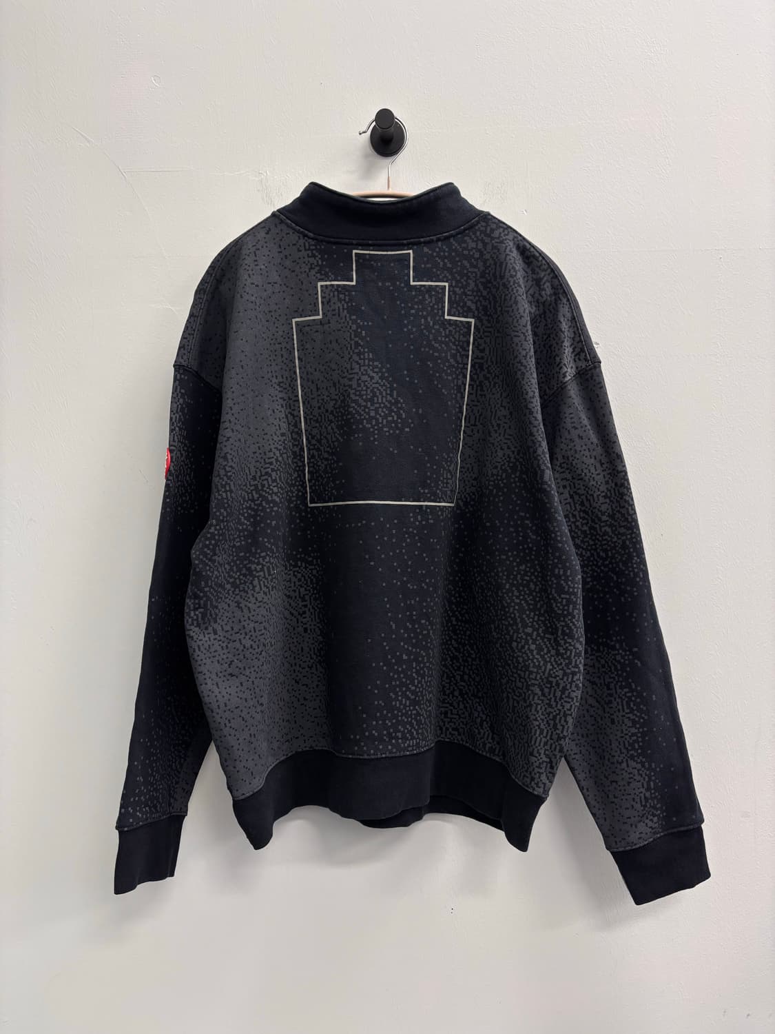카브엠트 CAV EMPT 크루넥 맨투맨 블랙 상품이미지6