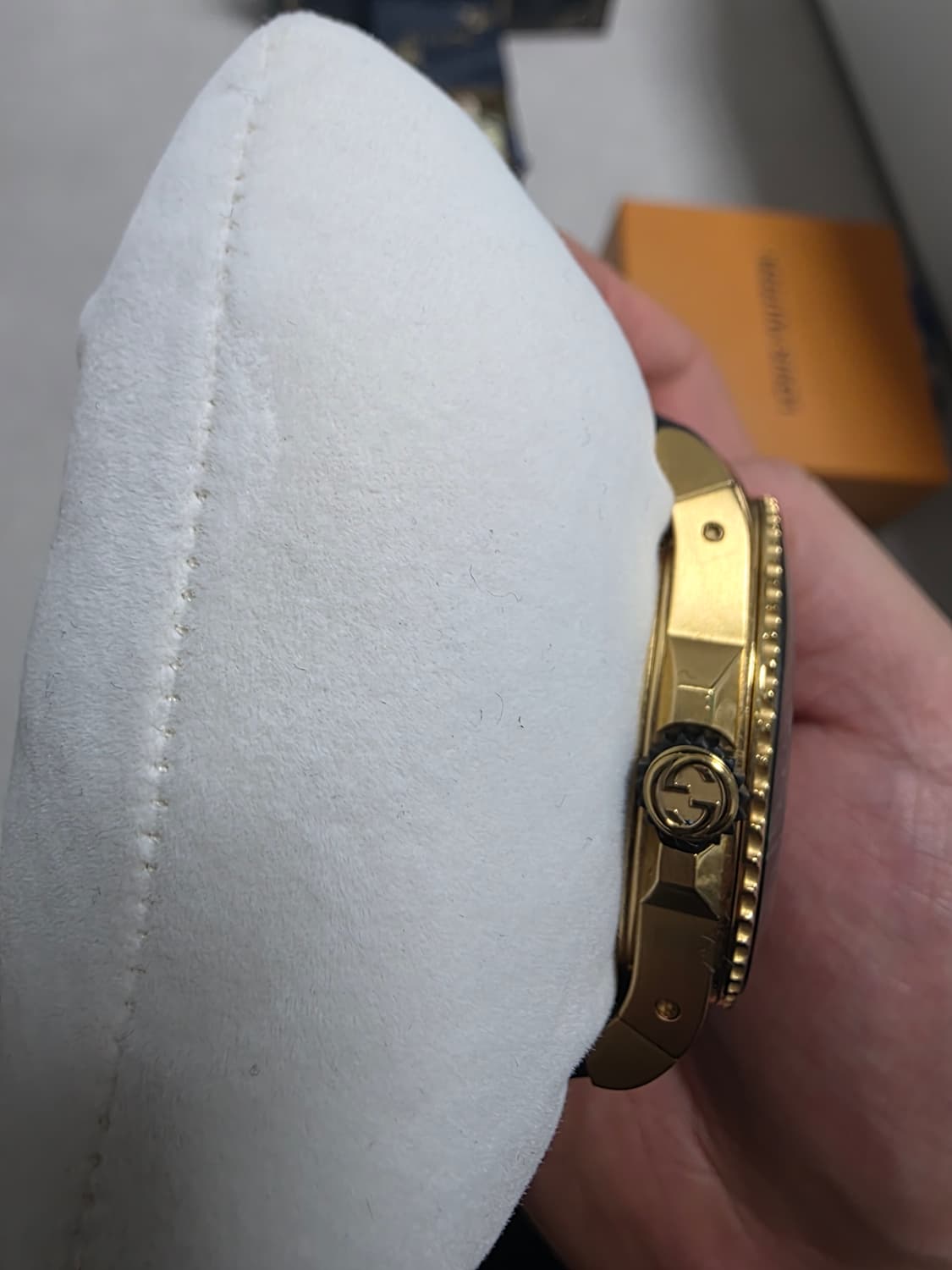 구찌 킹스네이크 다이브시계 보관만했어여 상품이미지5