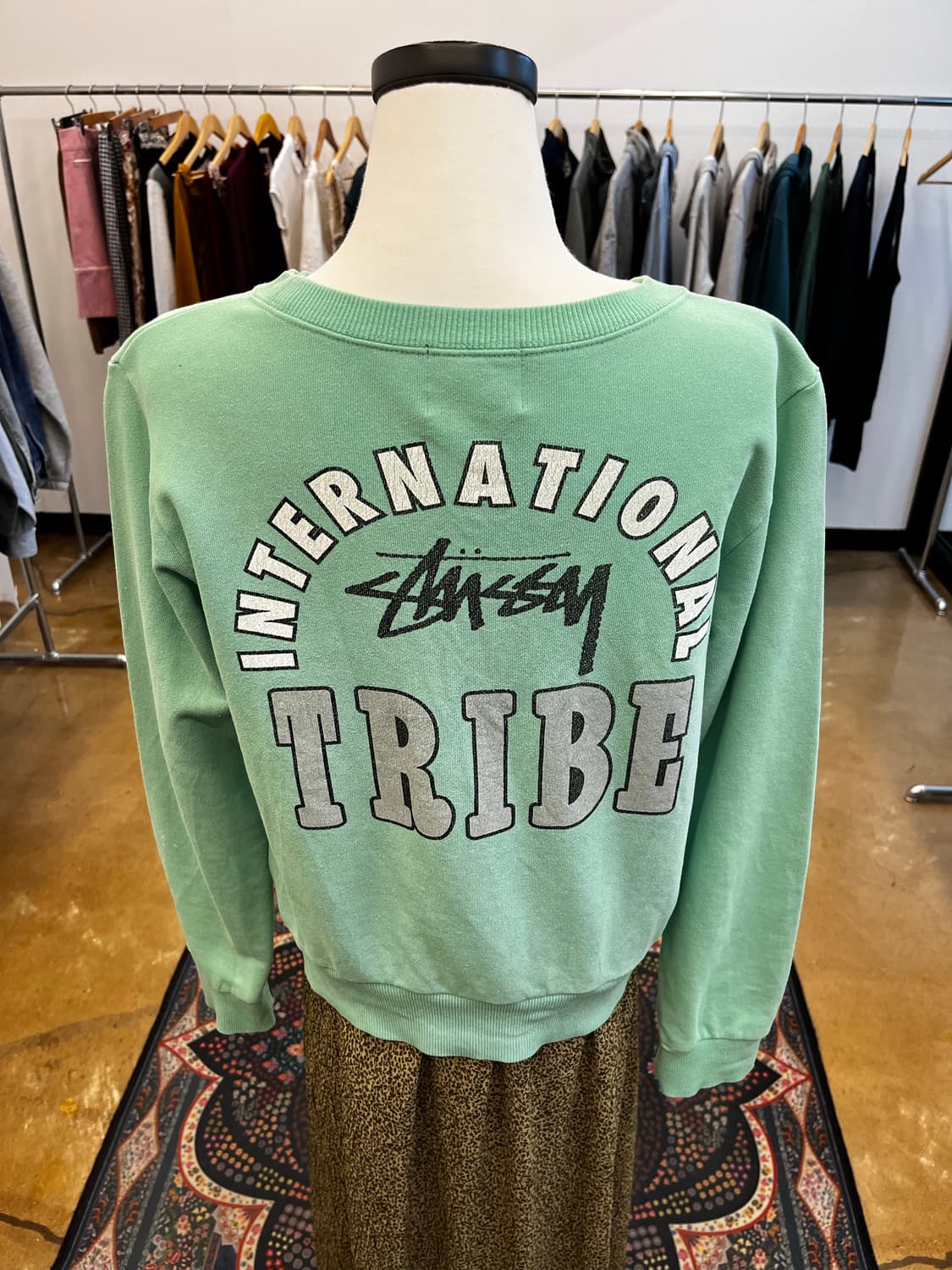 스투시 인터내셔널 트라이브 프린팅 크루넥 상품이미지2