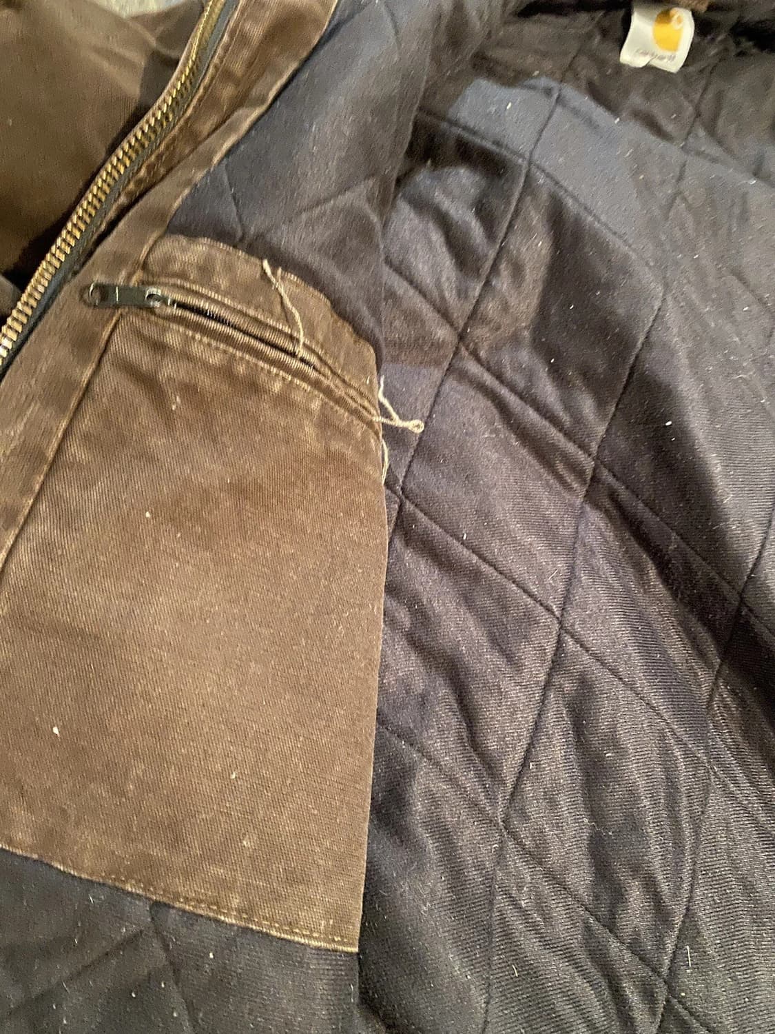 칼하트 J130 빈티지 샌드스톤 덕 액티브 자켓 다크 브라운 상품이미지6