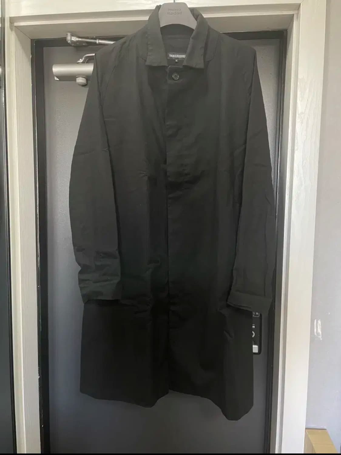 투빌더스하우스 싱글코트 블랙 L사이즈 판매합니다 상품이미지2