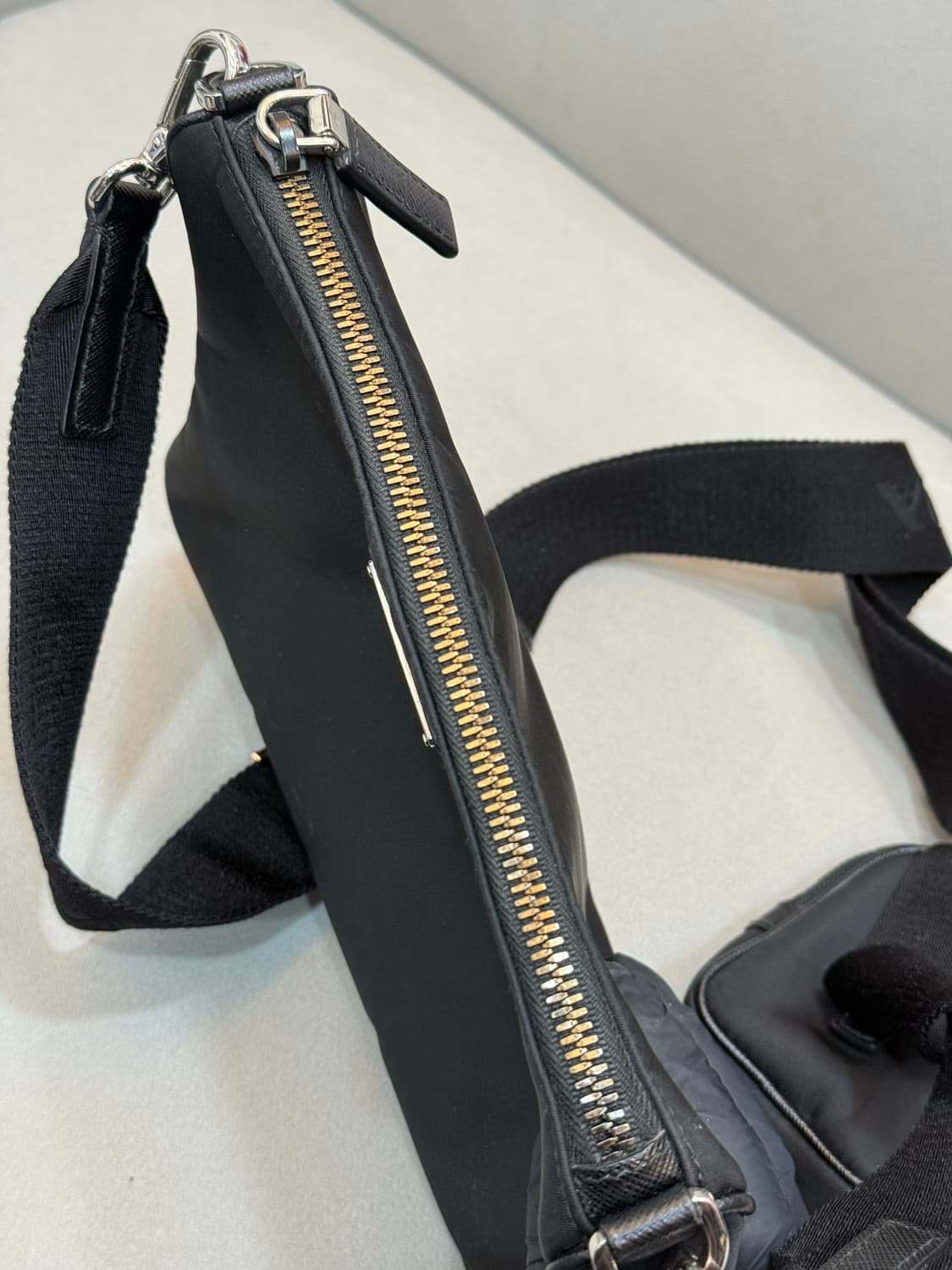 프라다 리나일론 사피아노 크로스백 2VH113 상품이미지5