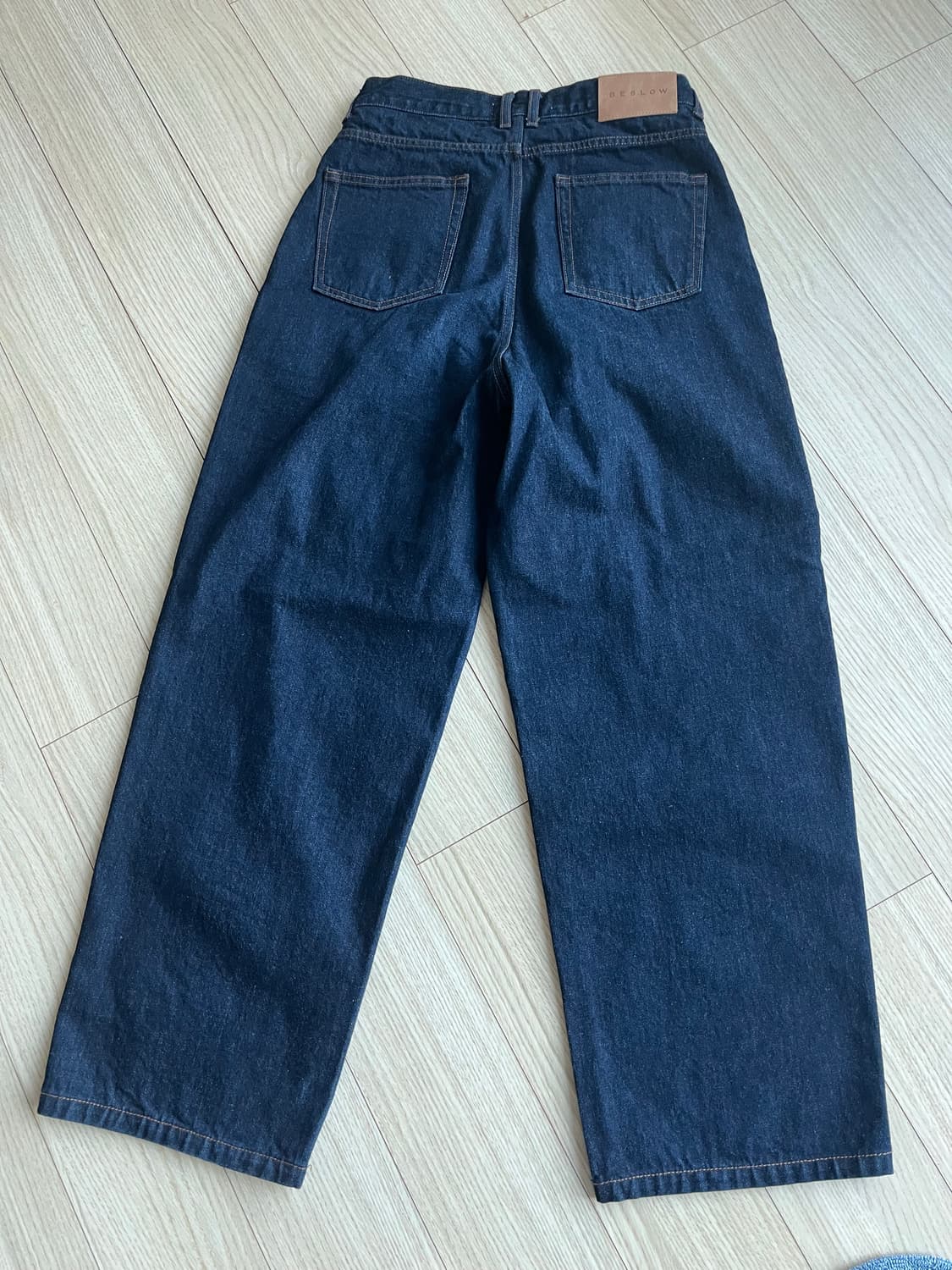 비슬로우 투턱 와이드 데님 30사이즈 상품이미지1