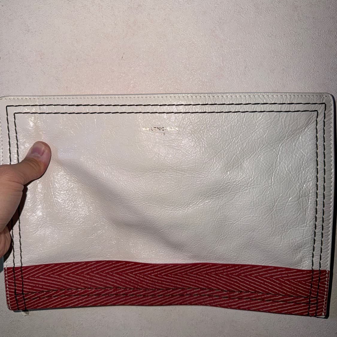 발렌시아가 남성 화이트&레드 클러치백 상품이미지1