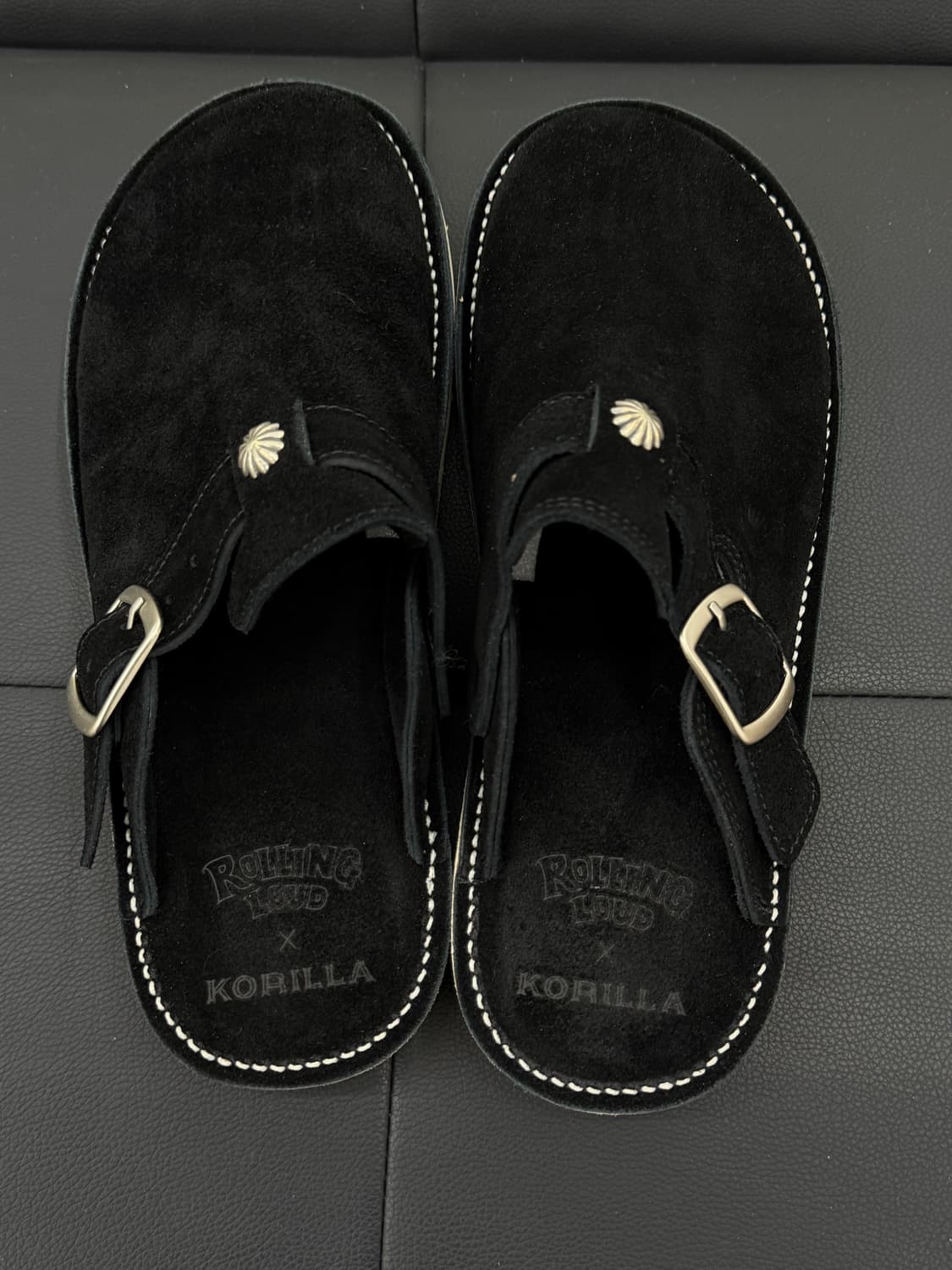 (290) 롤링라우드 코릴라부츠 뮬 블랙 에센스룸 상품이미지1