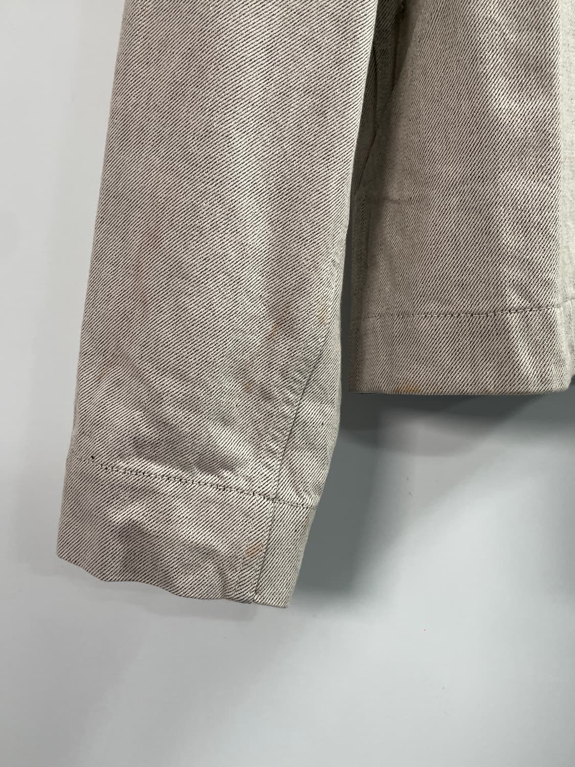 COS 코스 린스드 데님 자켓 (on.214) 상품이미지5