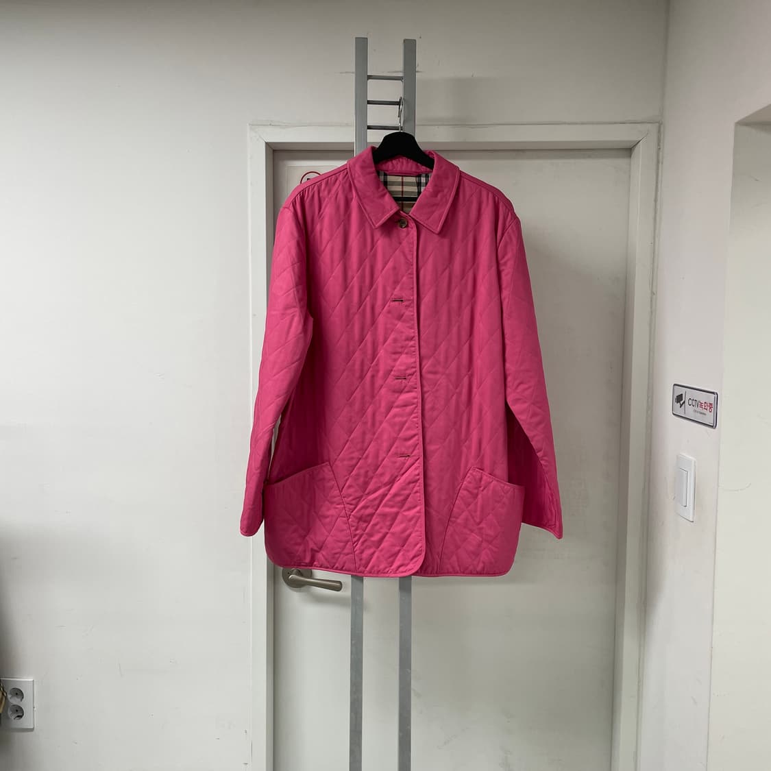 버버리 퀄팅 자켓 핑크 L 상품이미지1