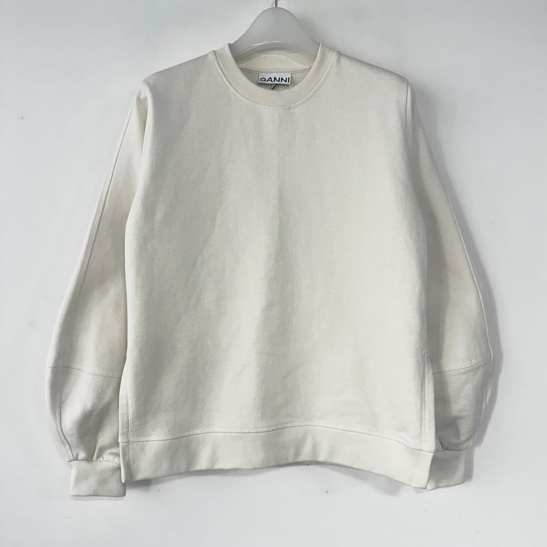 가니 퍼프 슬리브 스웨트셔츠 상품이미지3