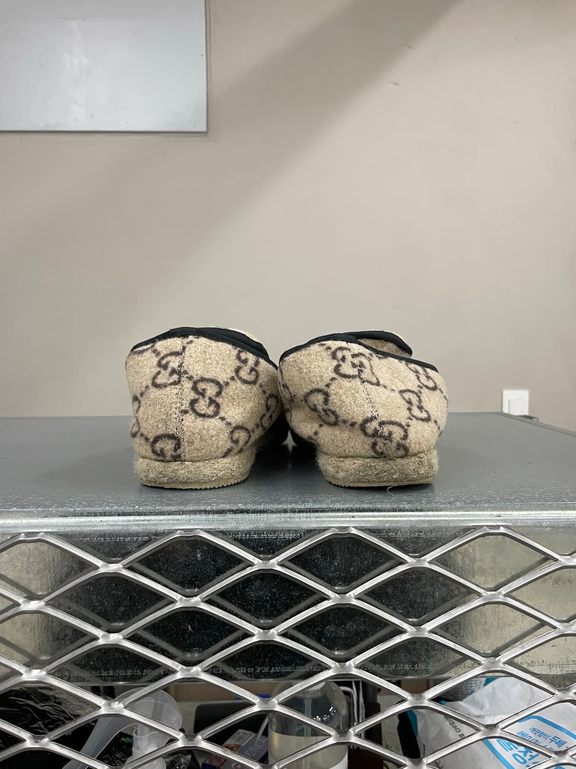 구찌 베이지색 GG 울 홀스빗 로퍼 EU39 상품이미지3