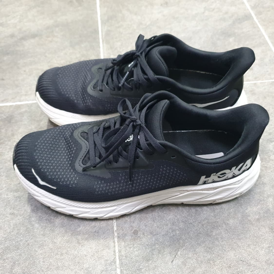 HOKA 호카 오네오네 ARAHI 7 러닝화(265) 상품이미지1