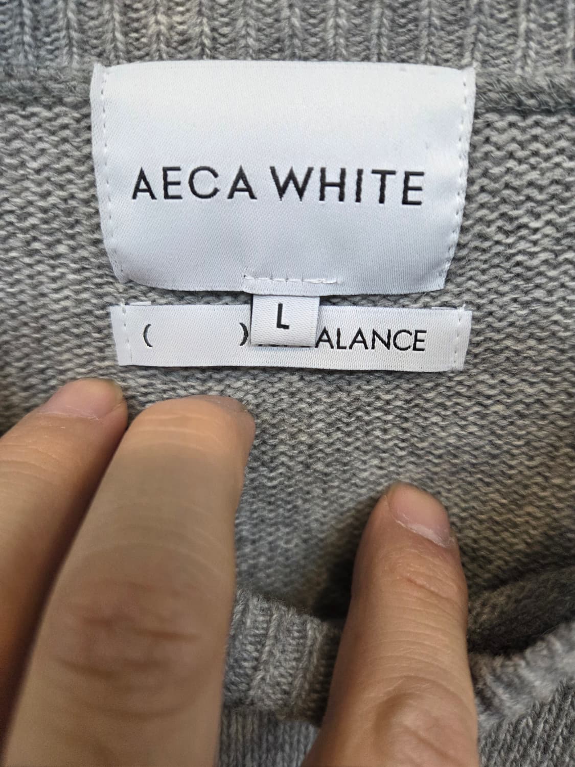 에이카 화이트 니트 그레이 L 상품이미지3