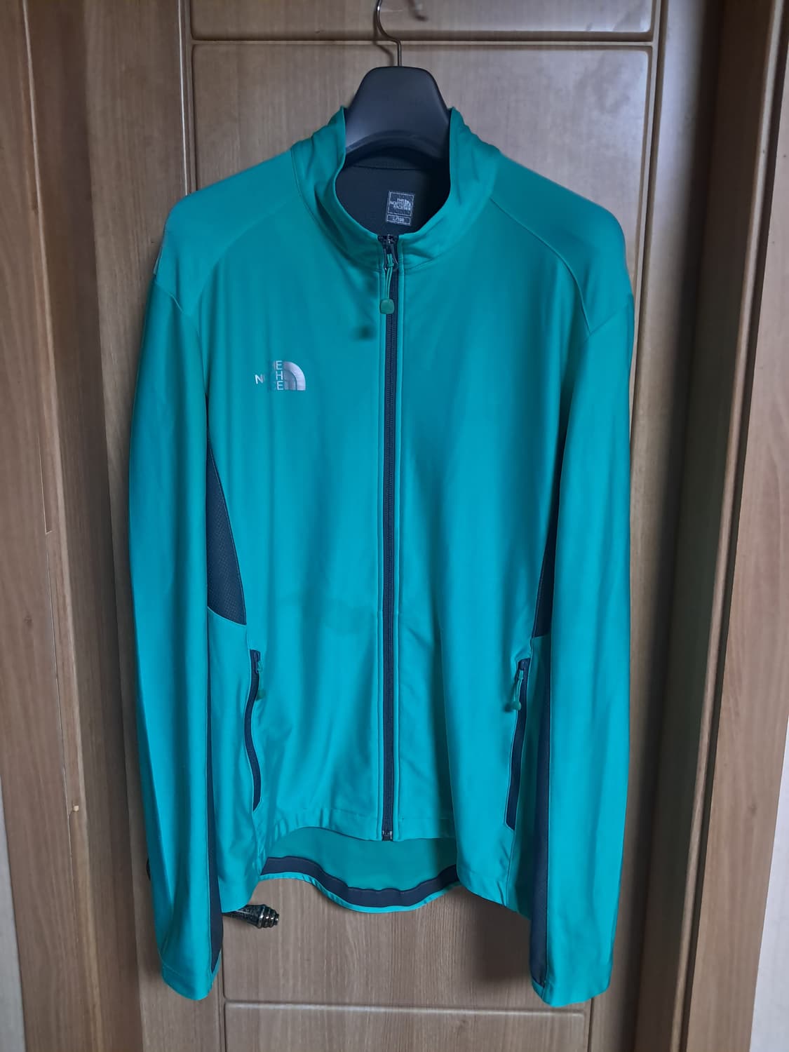 노스페이스 런닝 집업 남성L 상품이미지2