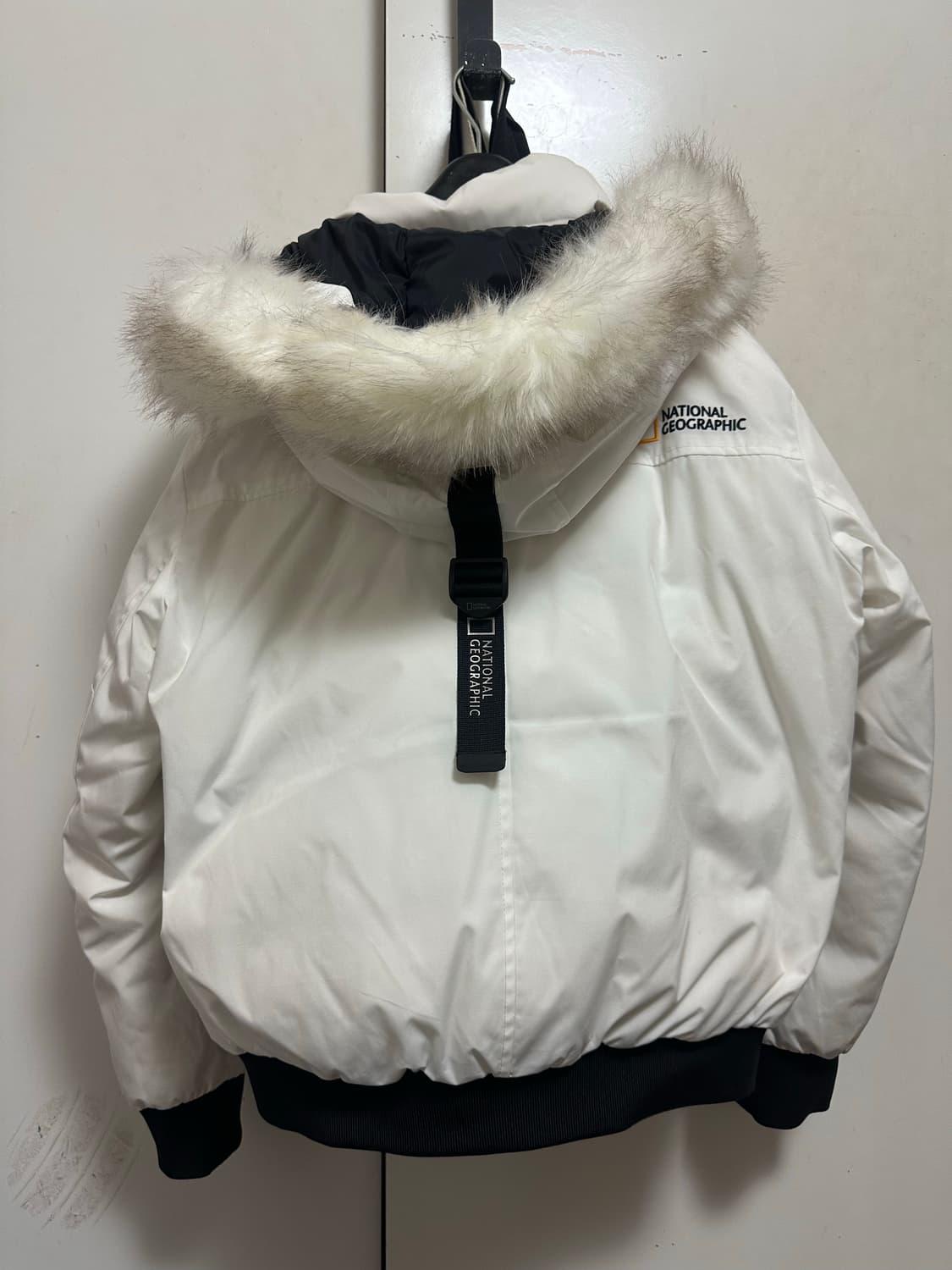 내셔널지오그래픽 숏패딩 타루가 화이트 s 상품이미지2