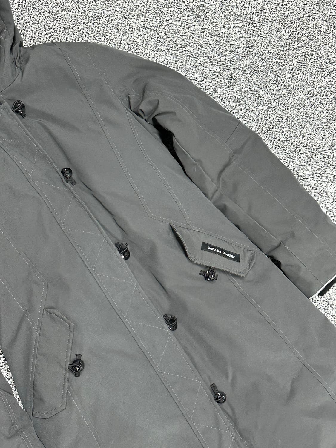 캐나다구스 여성 덕다운 코요테 퍼 패딩 상품이미지3