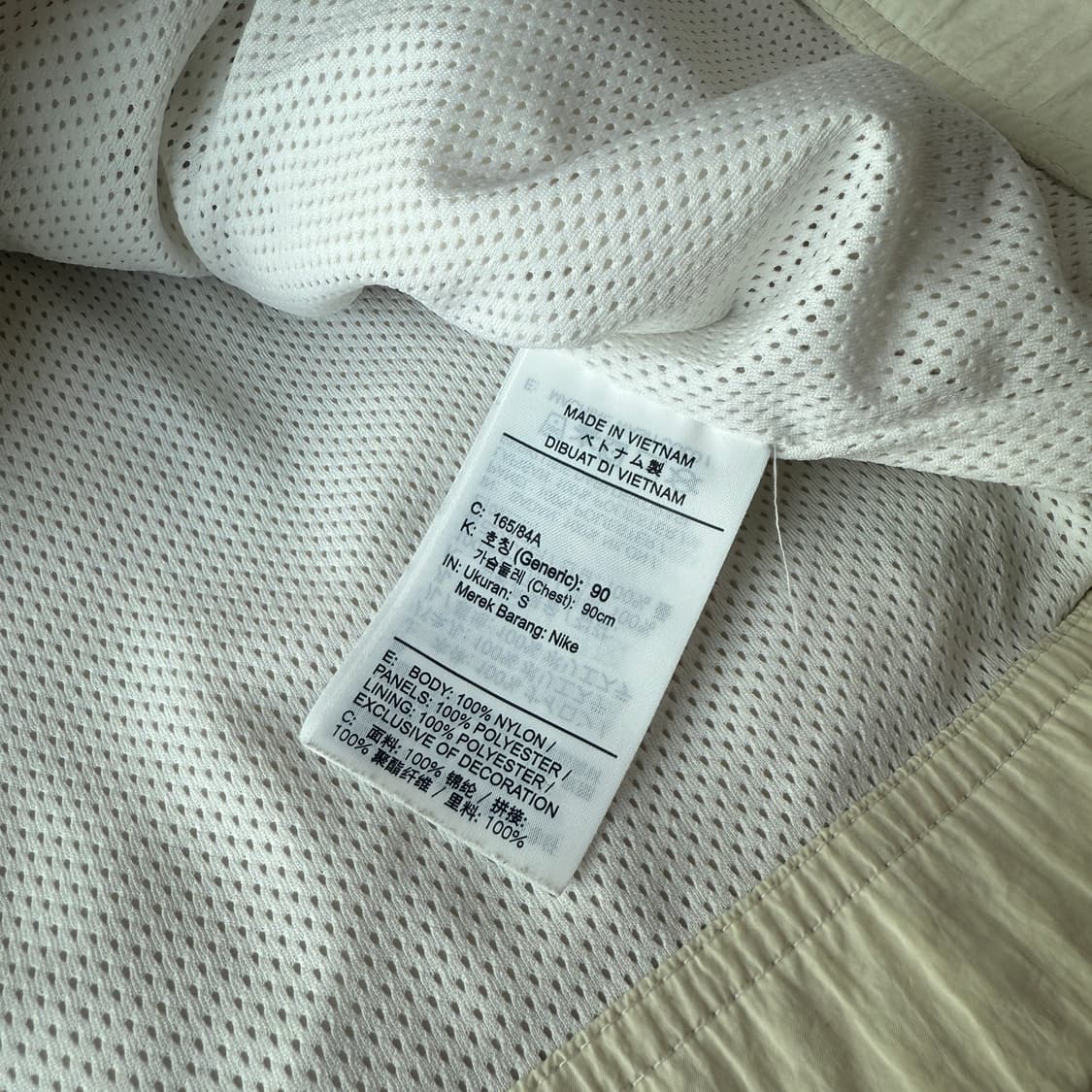 나이키 빅스우시 바람막이 화이트/블랙 오버핏 M-L 상품이미지4