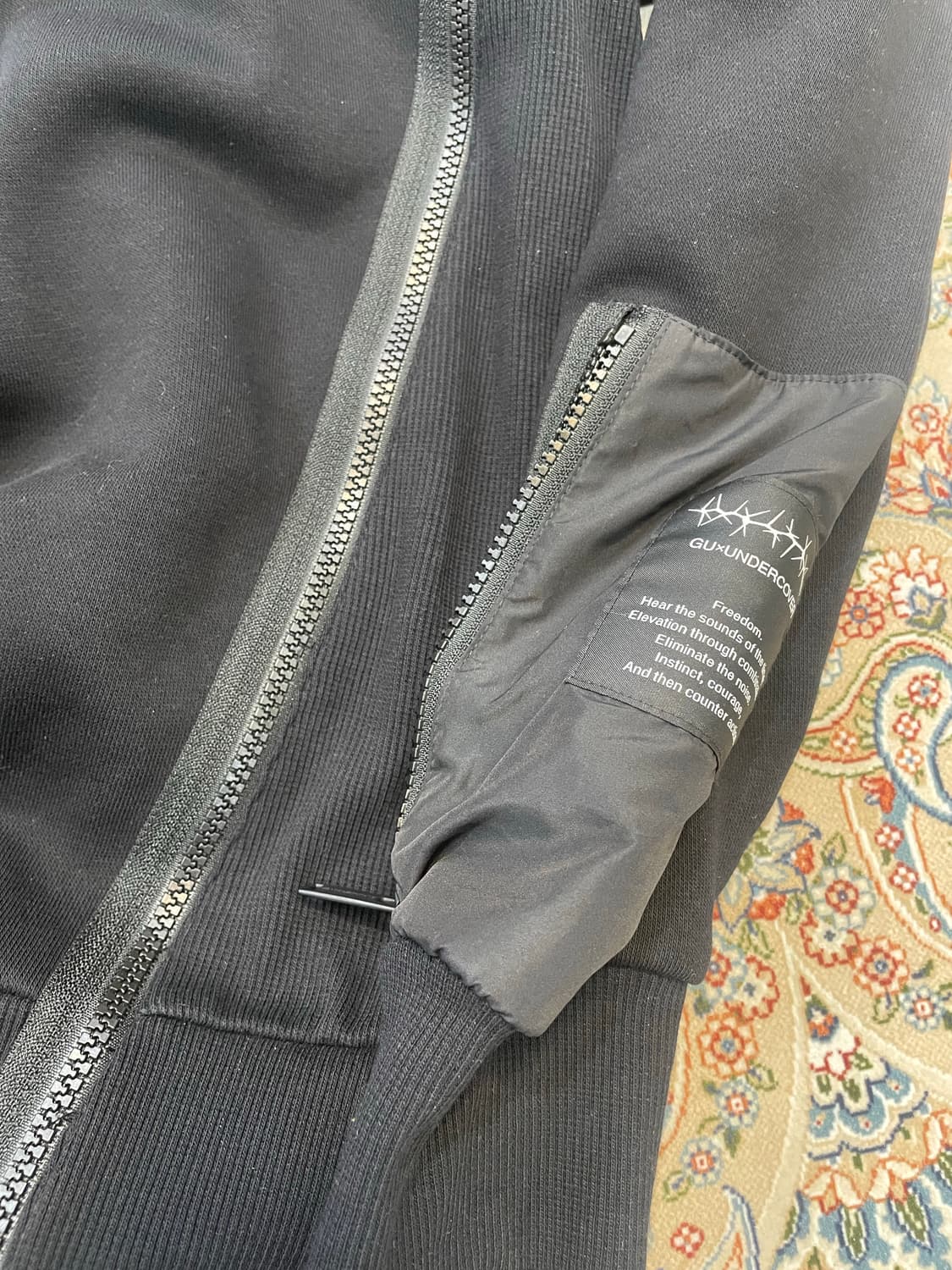 언더커버 지유 맨투맨 L 상품이미지3