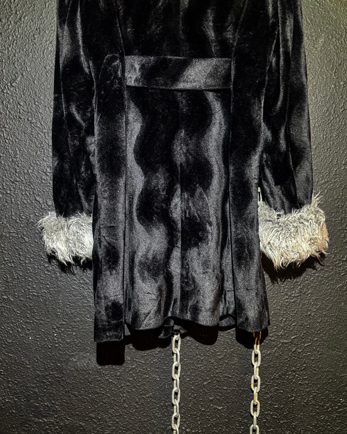 L.R – Black Velour Fur Collar Coat 상품이미지8