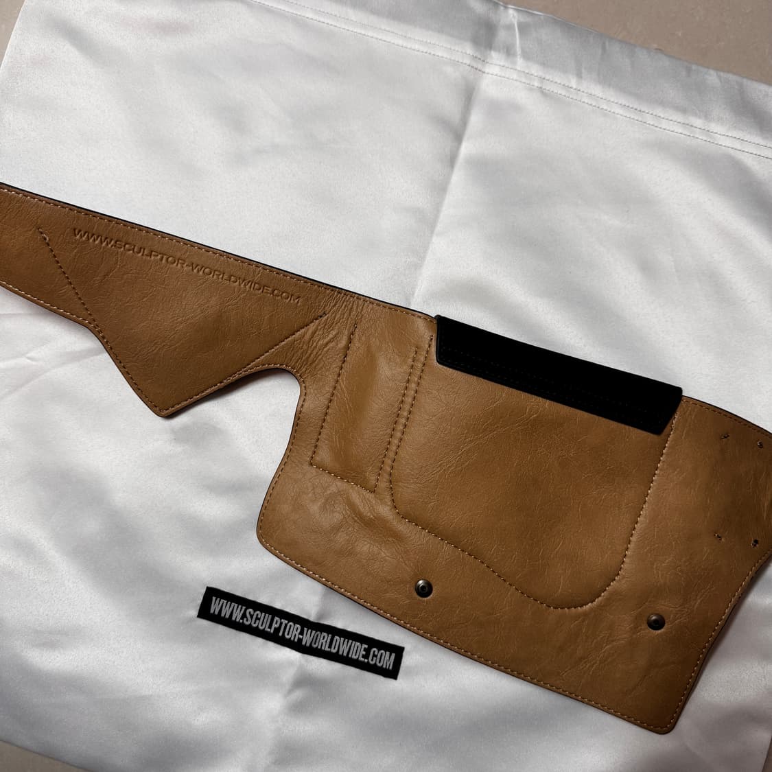 스컬프터 웨스턴 벨트 백 블랙 상품이미지5