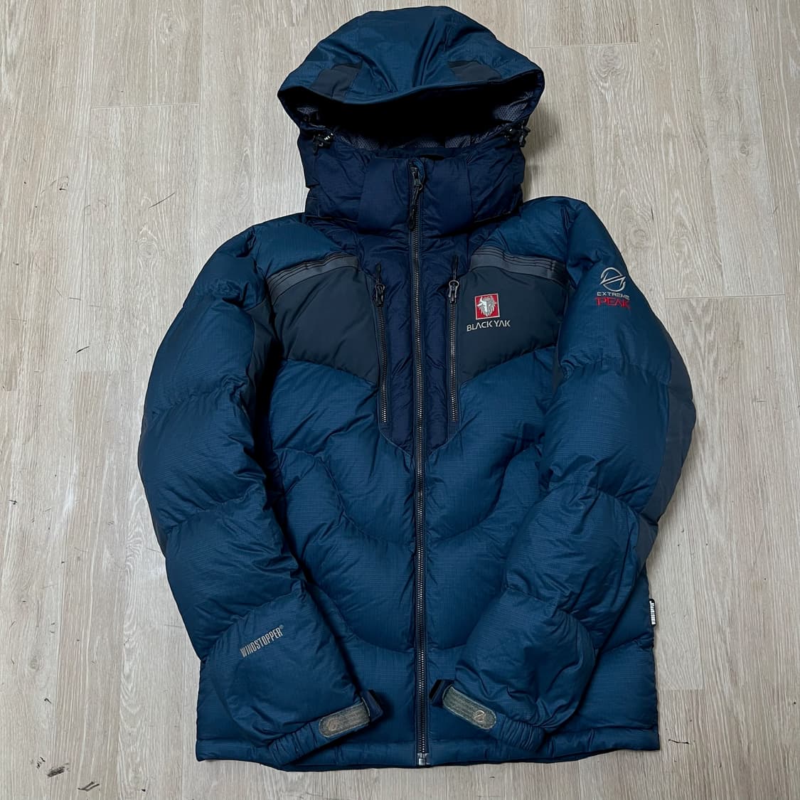 블랙야크 남성 윈드스토퍼 익스트림피크 구스다운 대장급 패딩 M/95  상품이미지1