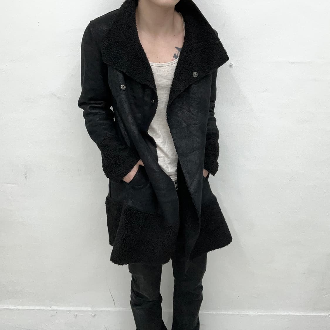waxed drape long mouton jacket 상품이미지1