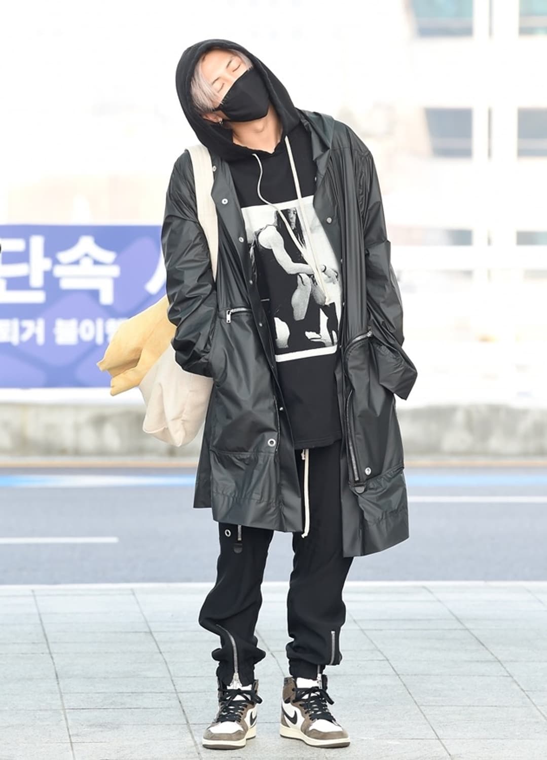 릭오웬스 레인파카 판매 상품이미지1