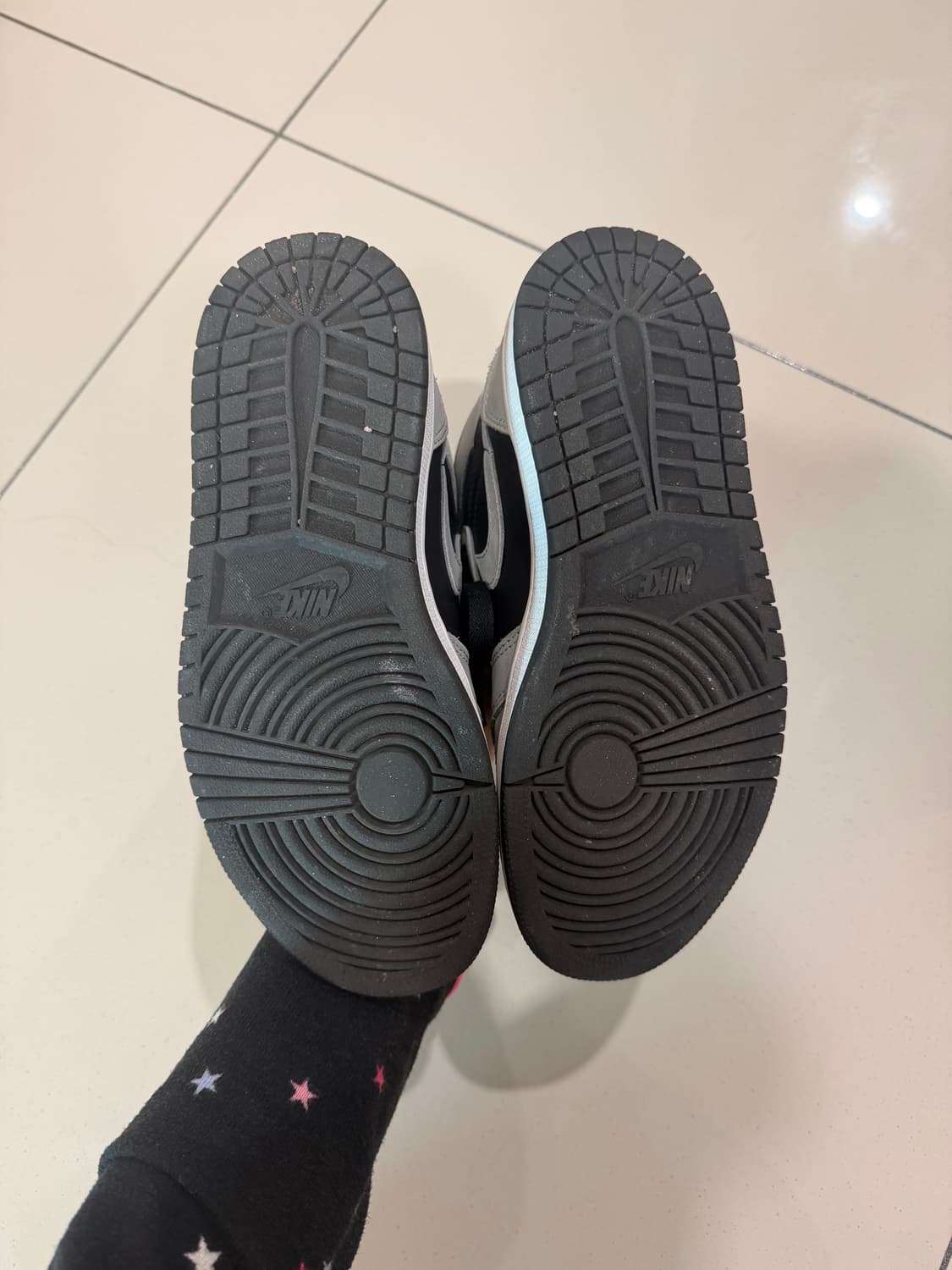 조던 1 레트로 하이 og 쉐도우 2.0 상품이미지3