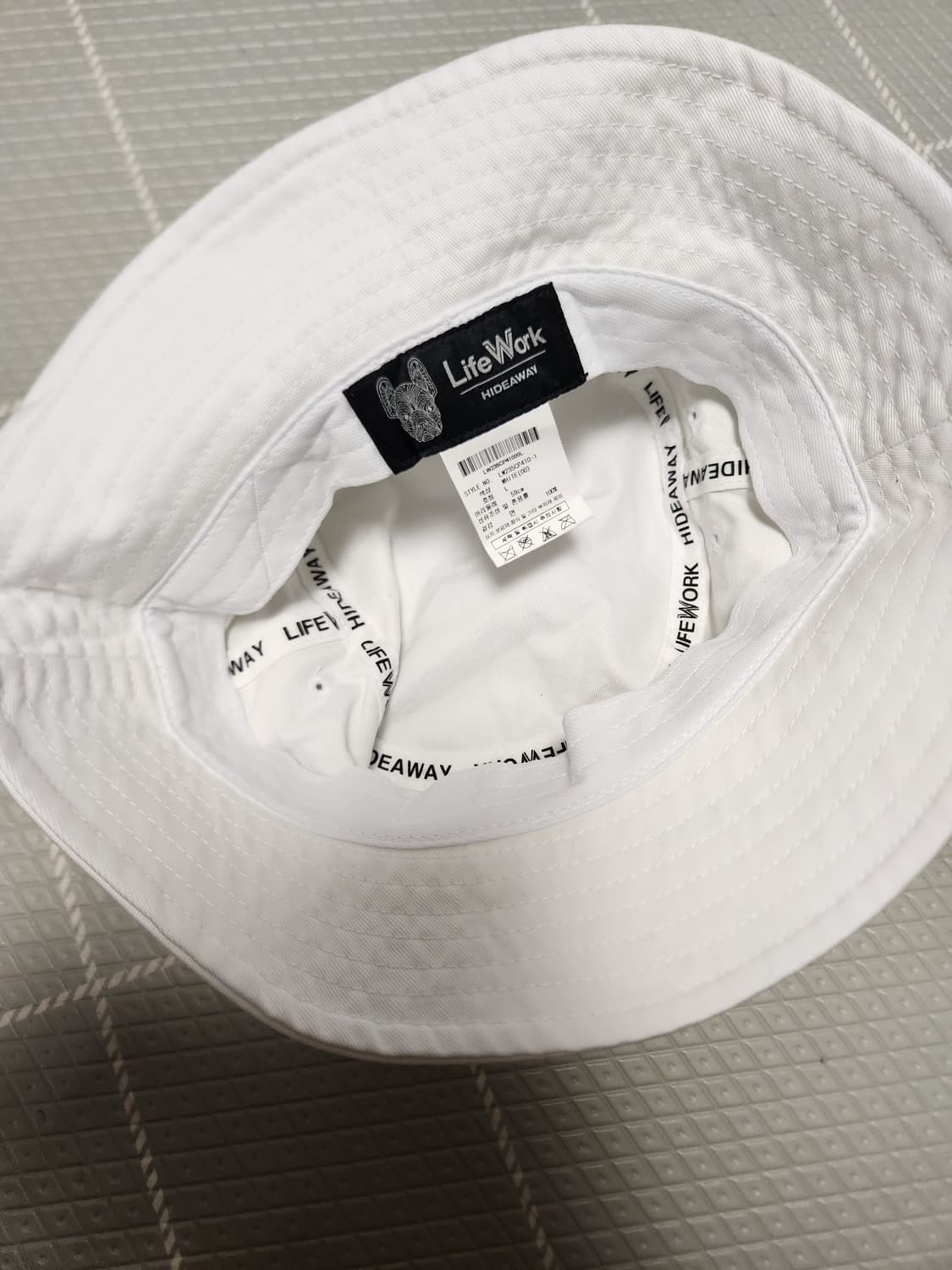 새상품급)라이프워크 스탠딩 라독 버킷햇 

여러 중고사이트에도 같이 판매 상품이미지6