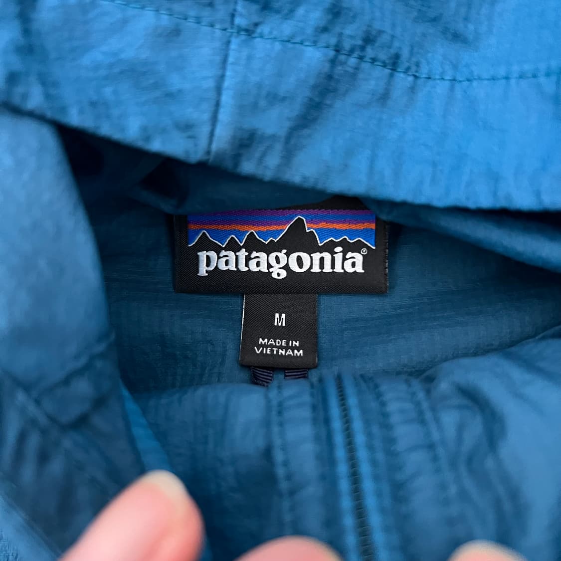 파타고니아 로고 후디니 바람막이 상품이미지5