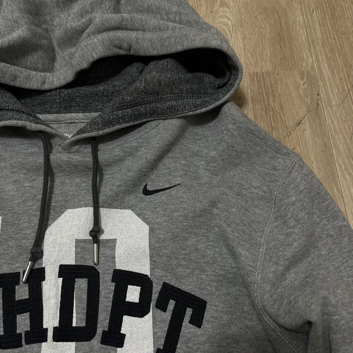 나이키 애슬레틱 뎁트 넘버링 그래픽 후드 티셔츠 [그레이] M/95 상품이미지4