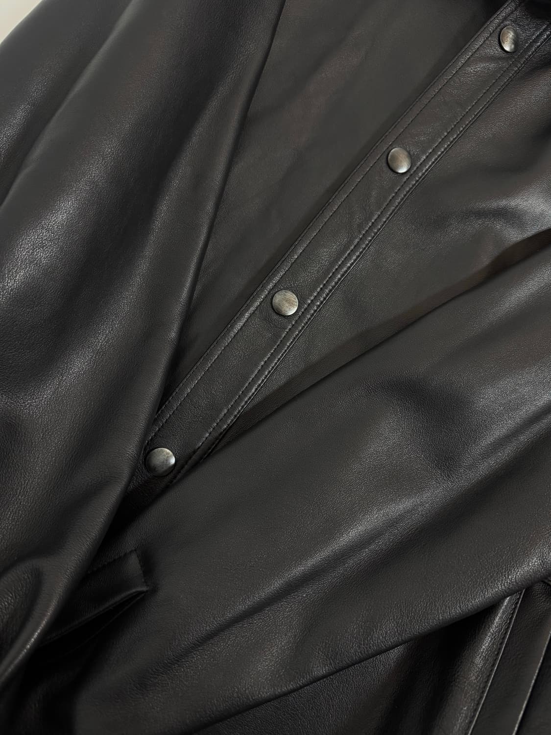 아크네 스튜디오 라크 나파 램스킨 오버셔츠 레더자켓 48 상품이미지6