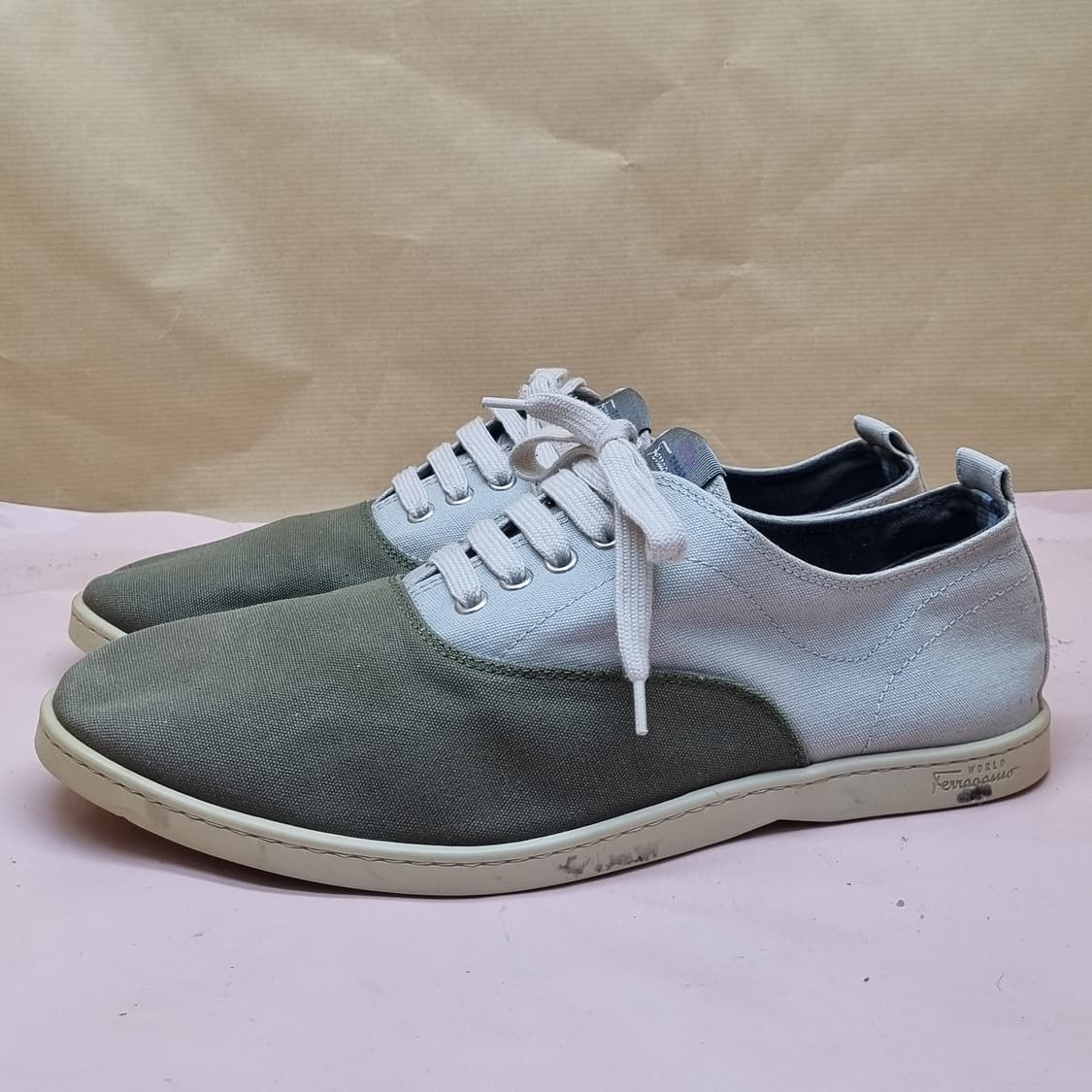  페라가모 남성 캔버스 스니커즈 8 275 상품이미지1